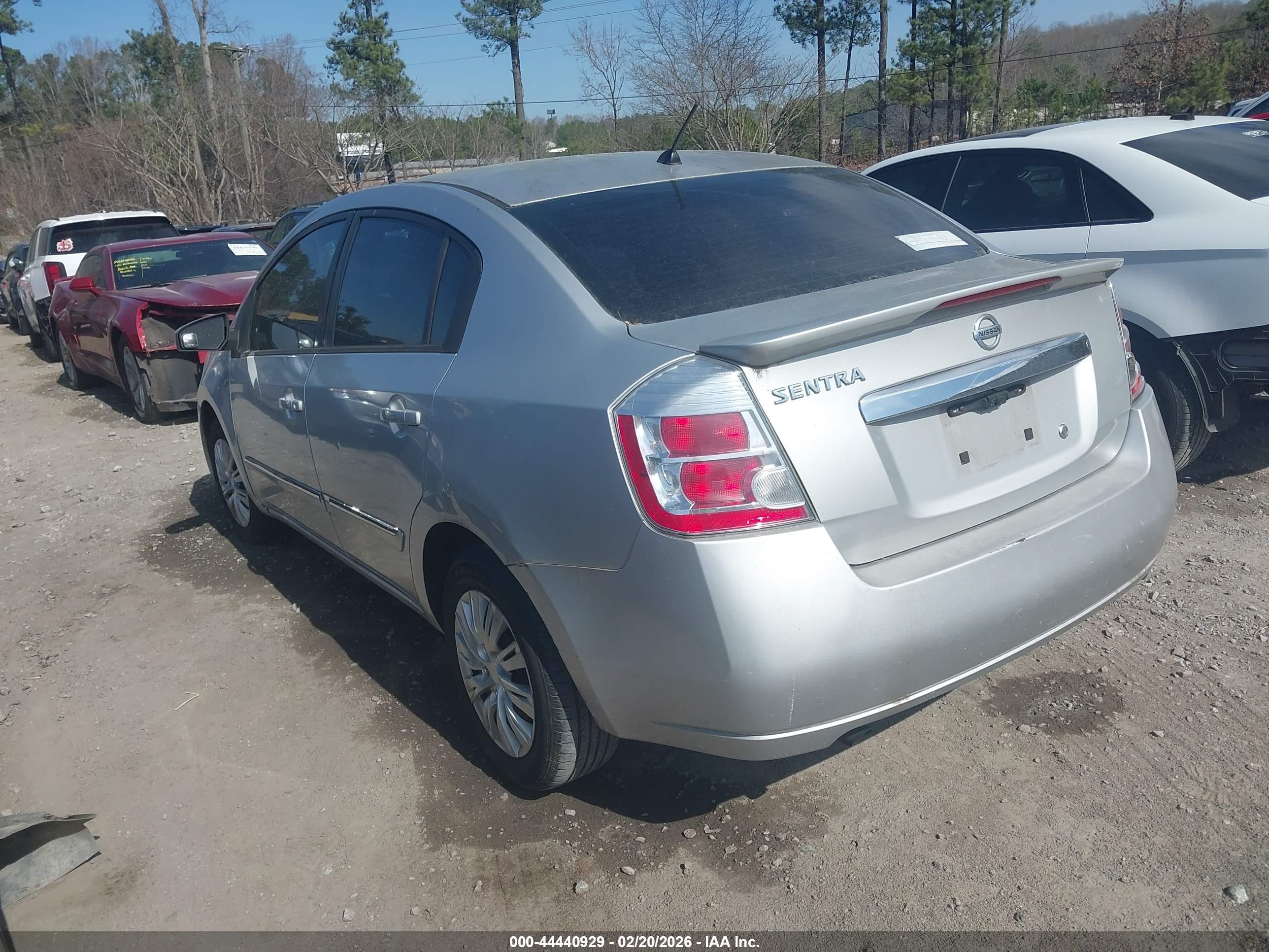 NISSAN SENTRA image 3