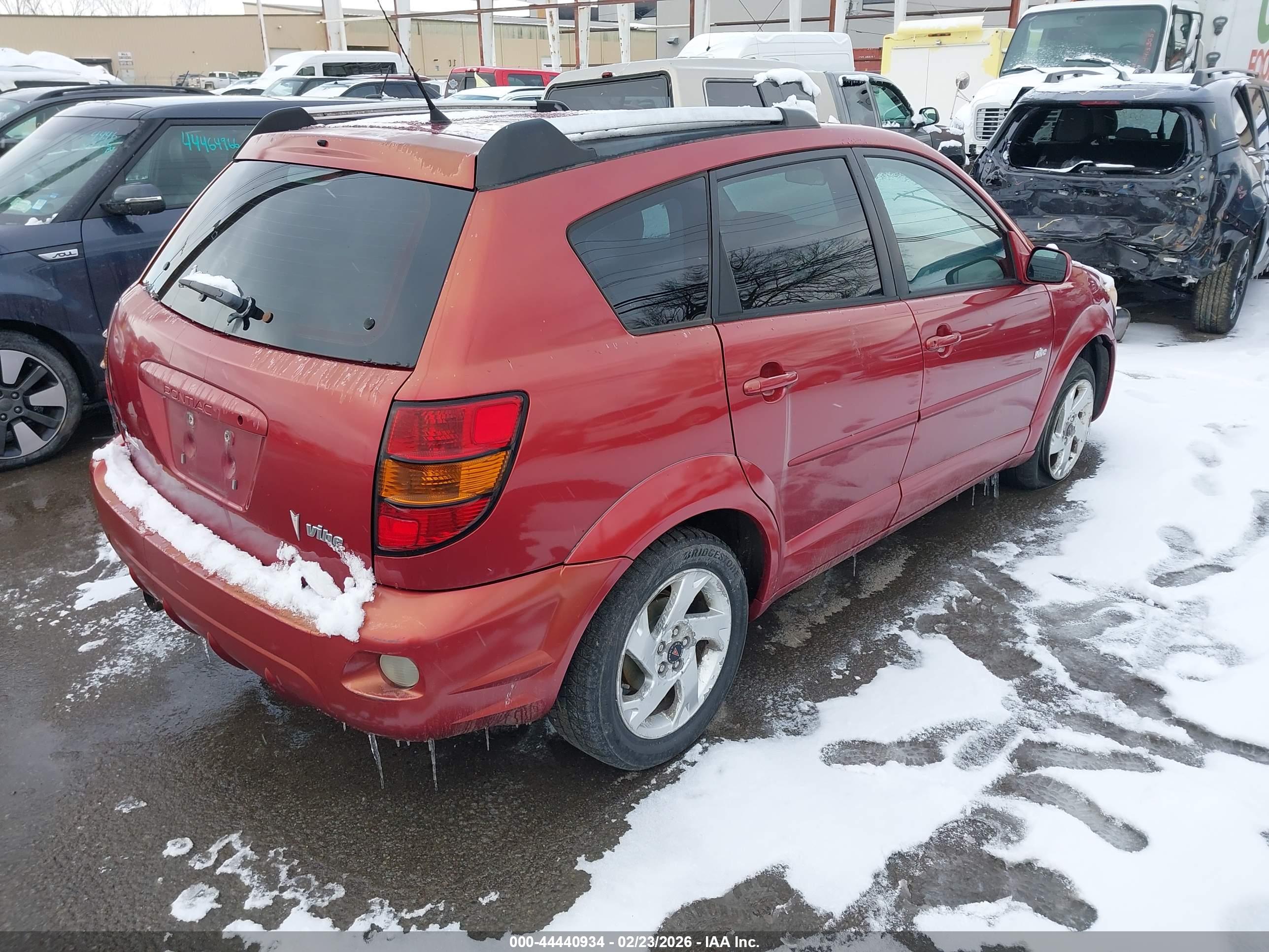PONTIAC VIBE image 4