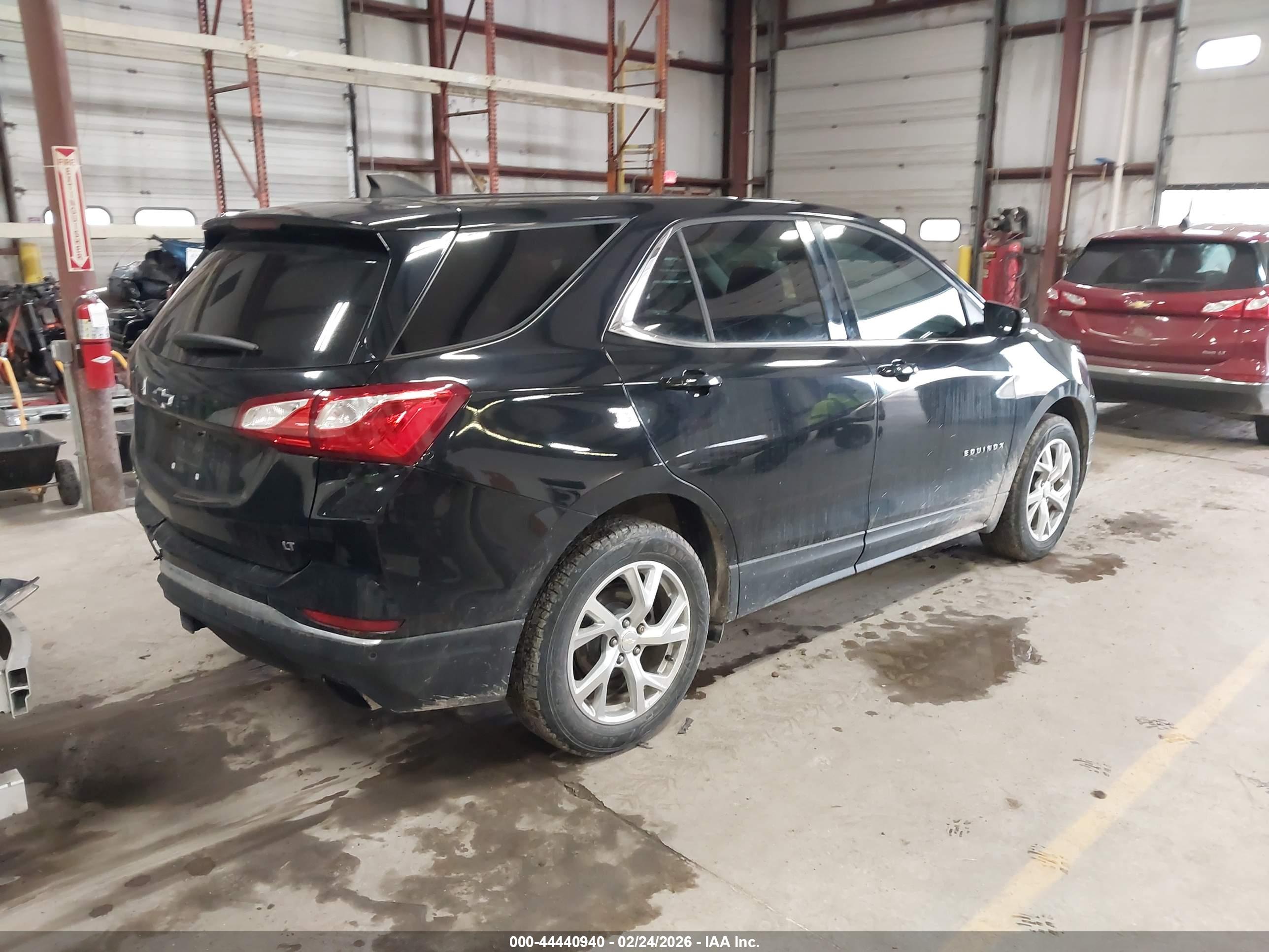 CHEVROLET EQUINOX image 4