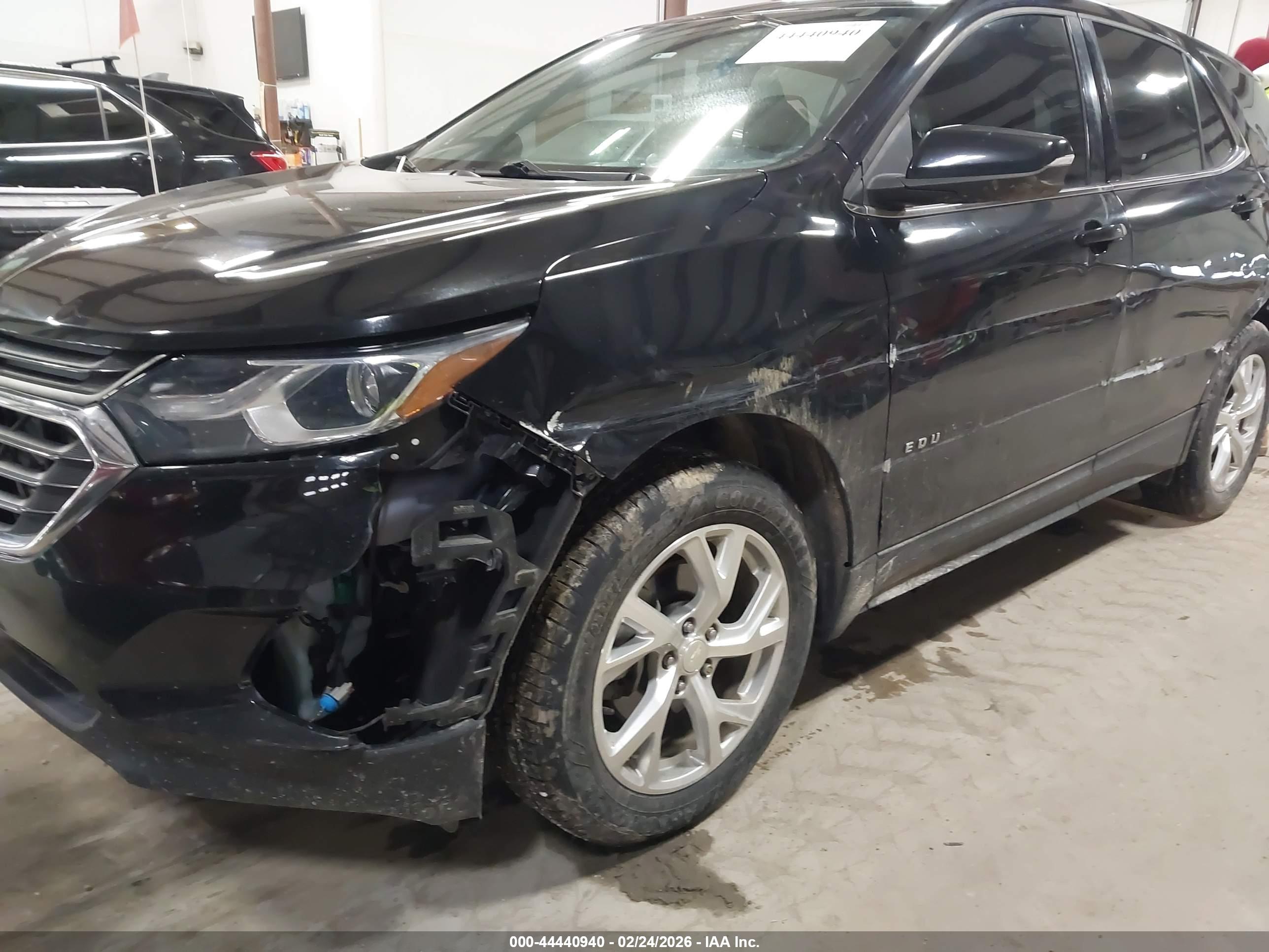 CHEVROLET EQUINOX image 6