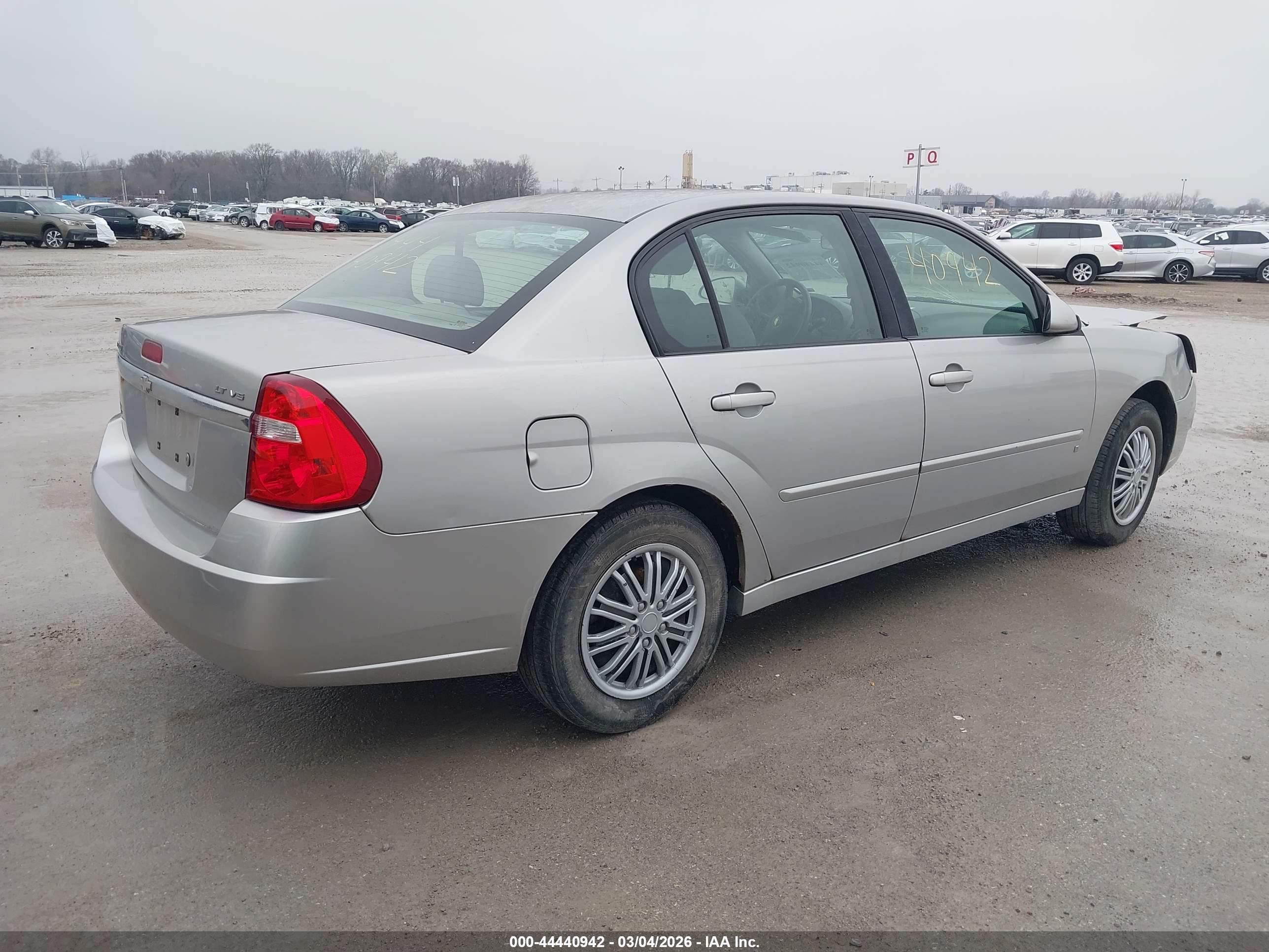 CHEVROLET MALIBU image 4