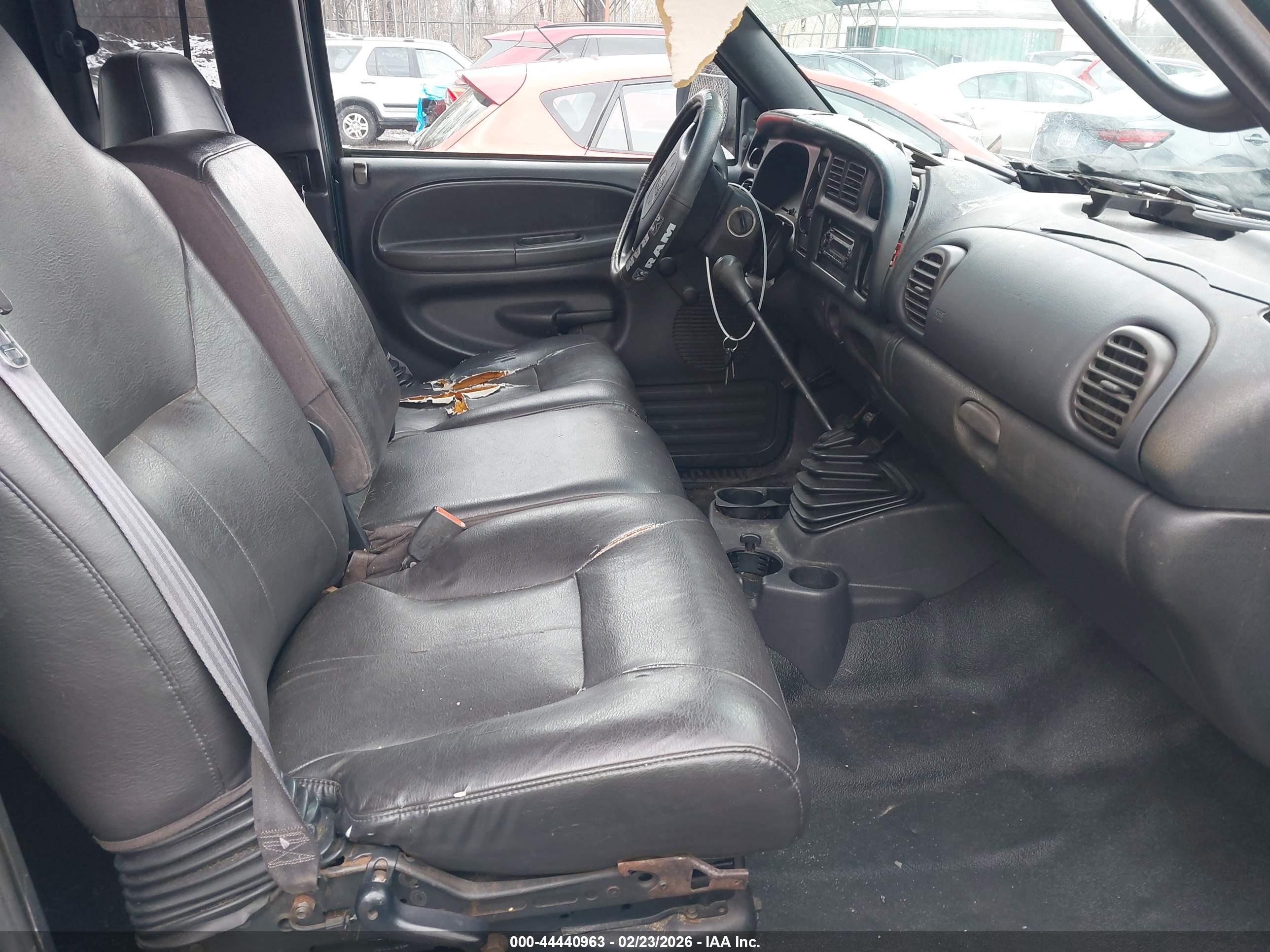 DODGE RAM image 5