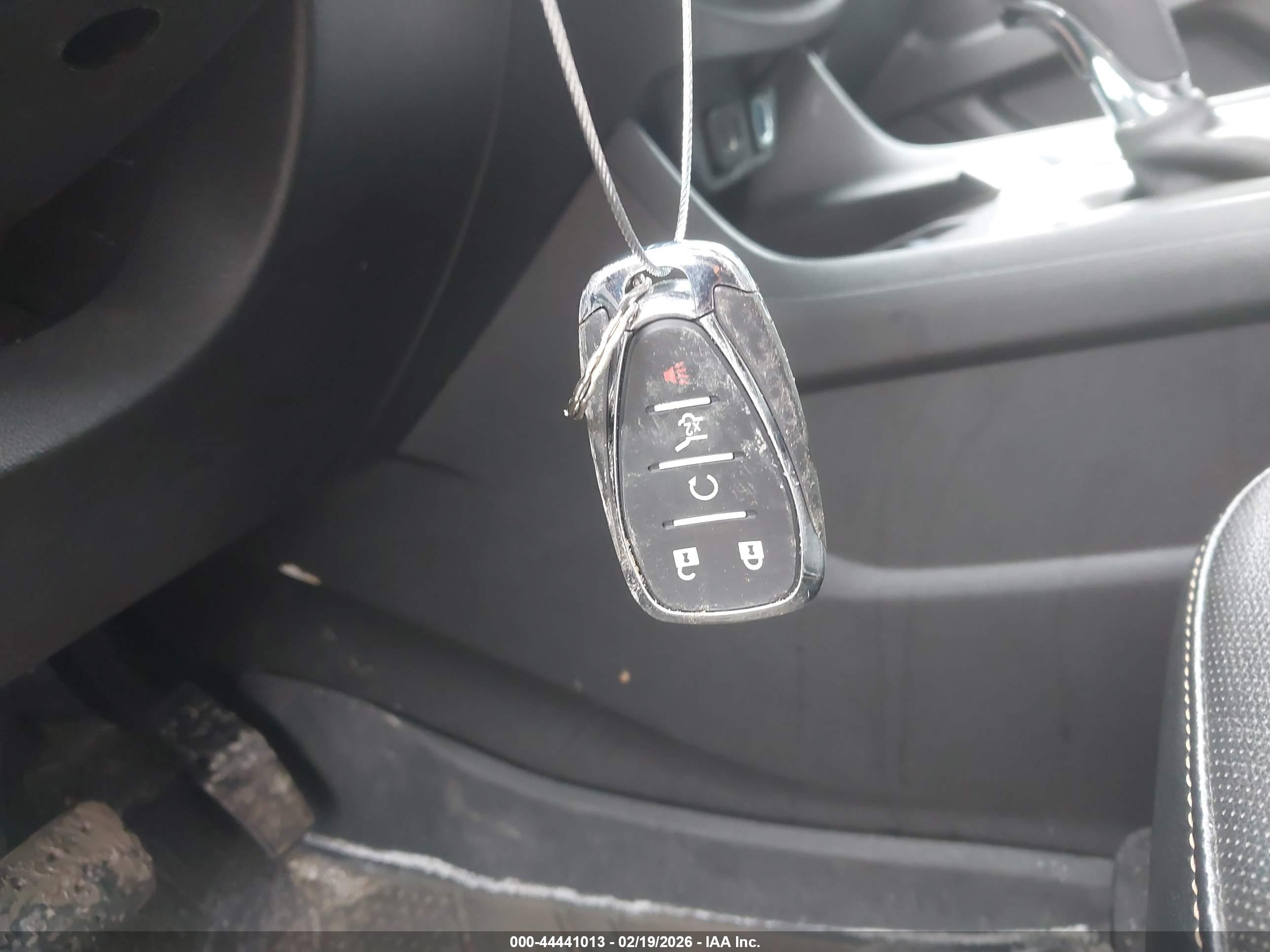 CHEVROLET TRAVERSE image 11