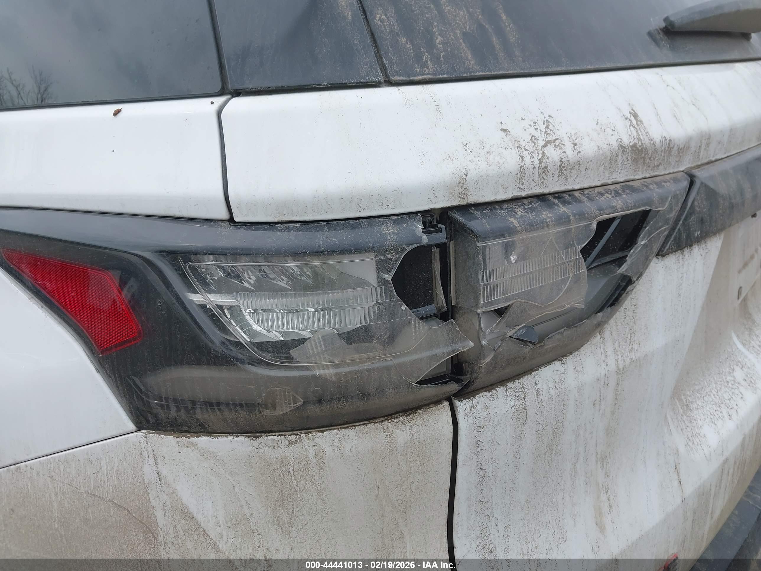 CHEVROLET TRAVERSE image 6