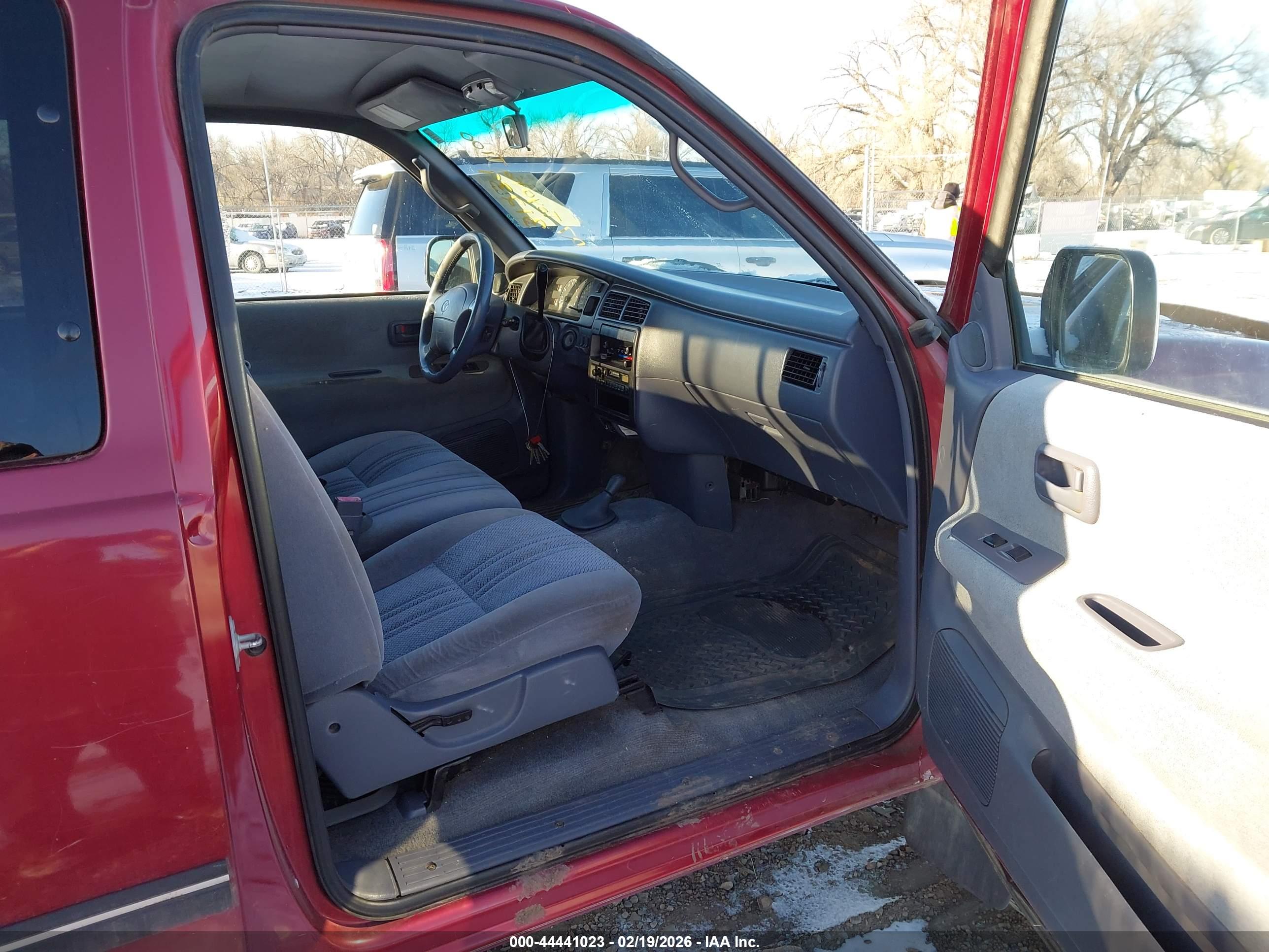 TOYOTA T100 image 5