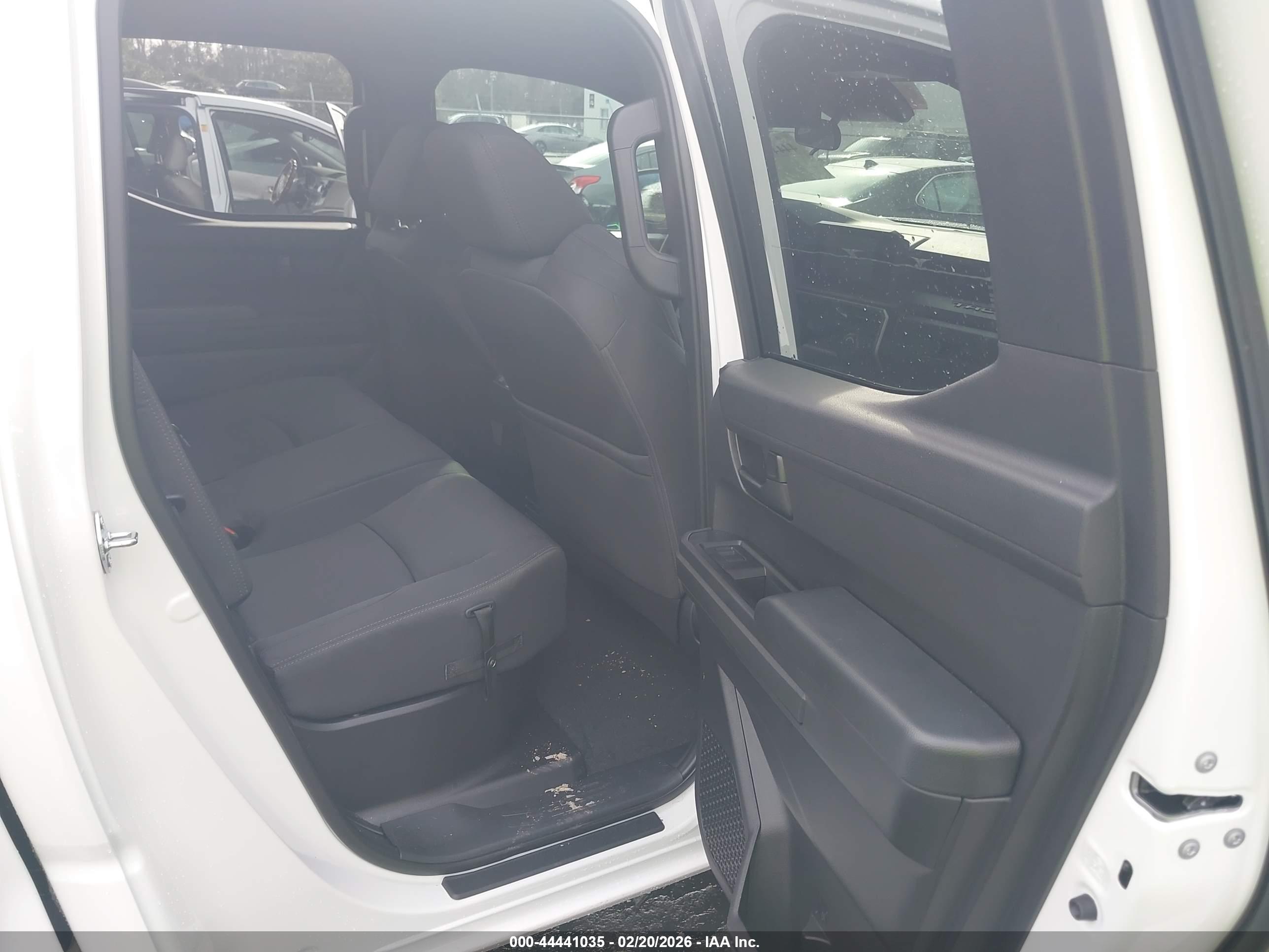 TOYOTA TACOMA image 8