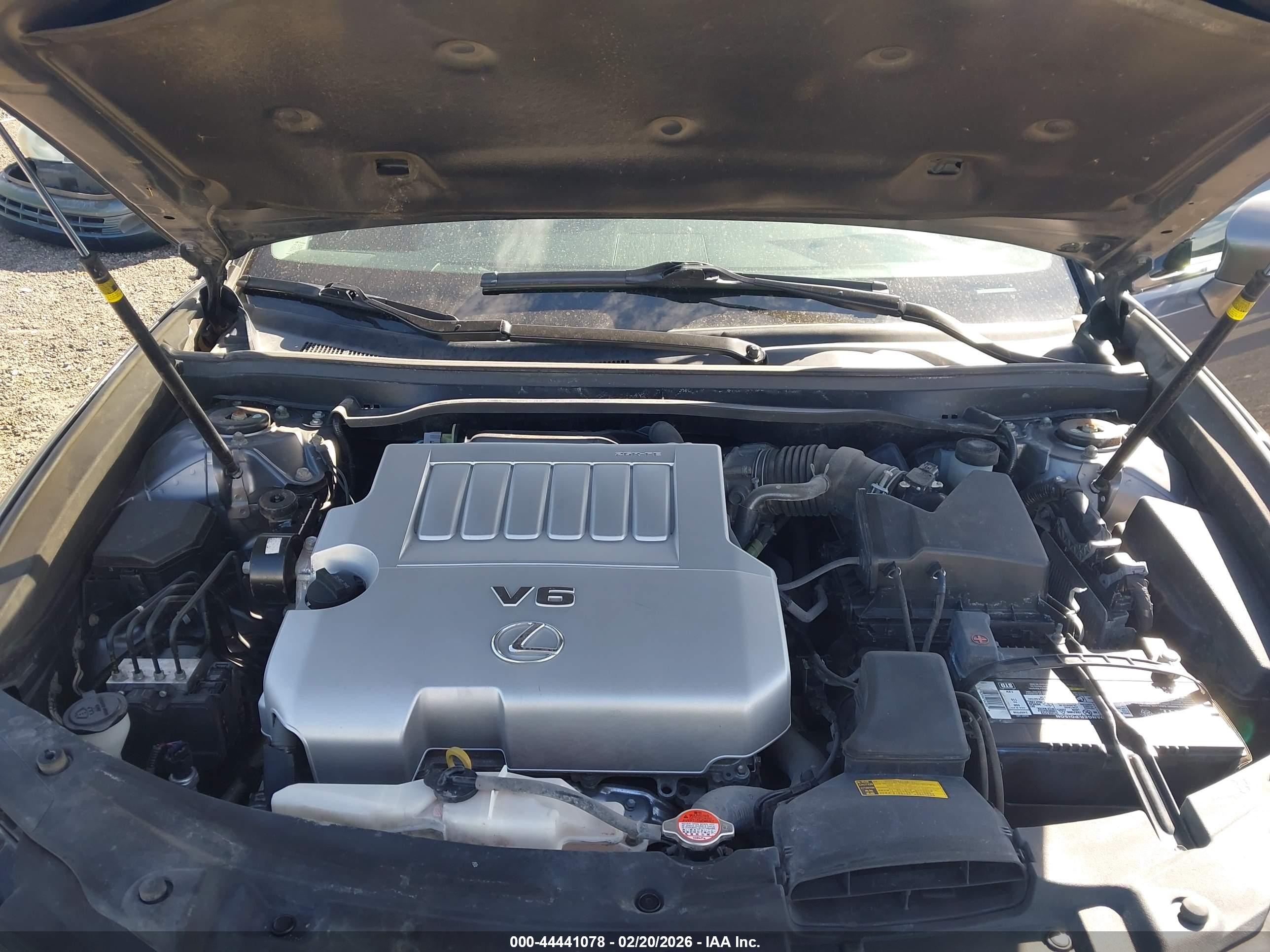 LEXUS ES image 10