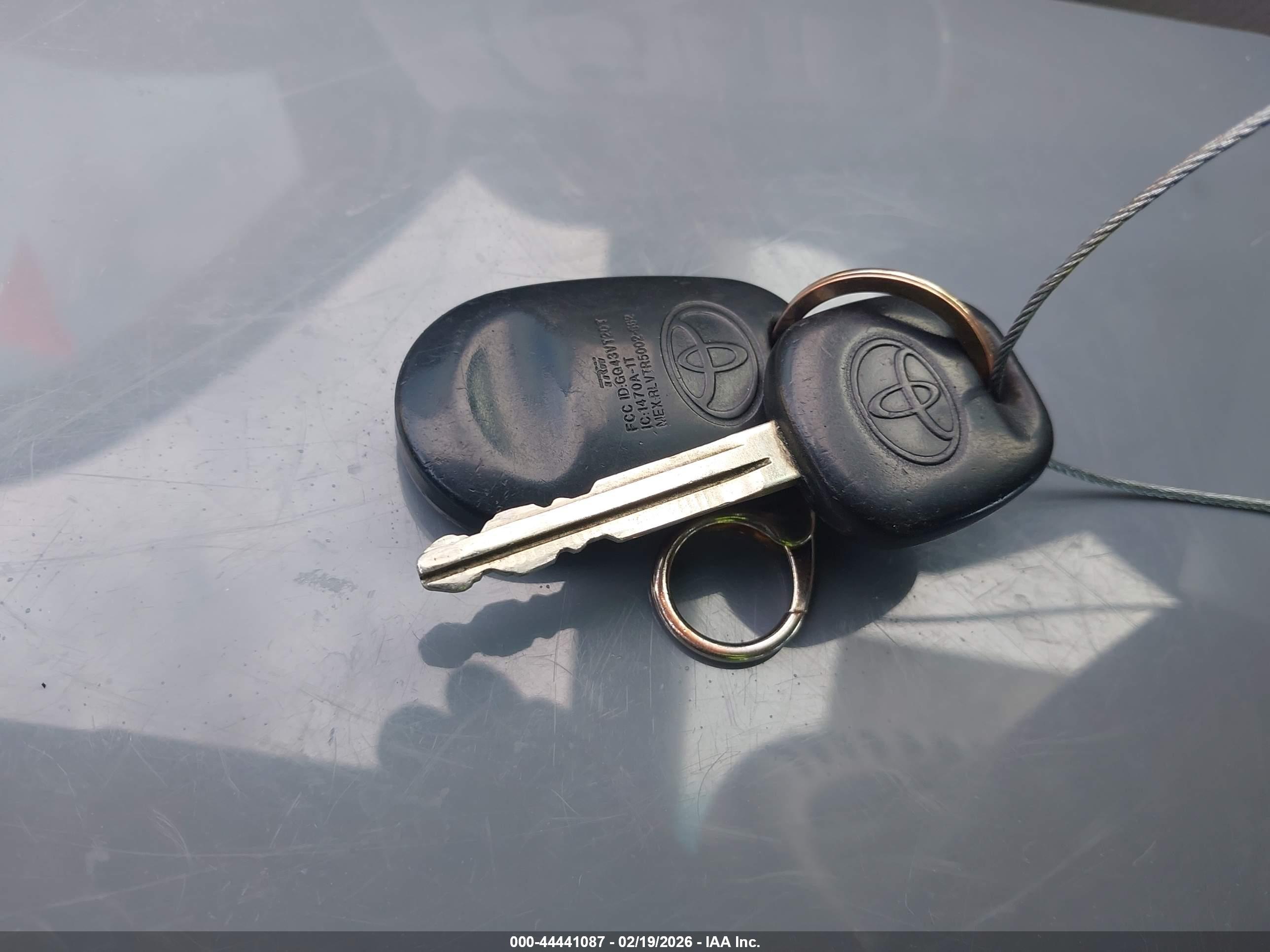 TOYOTA SIENNA image 11