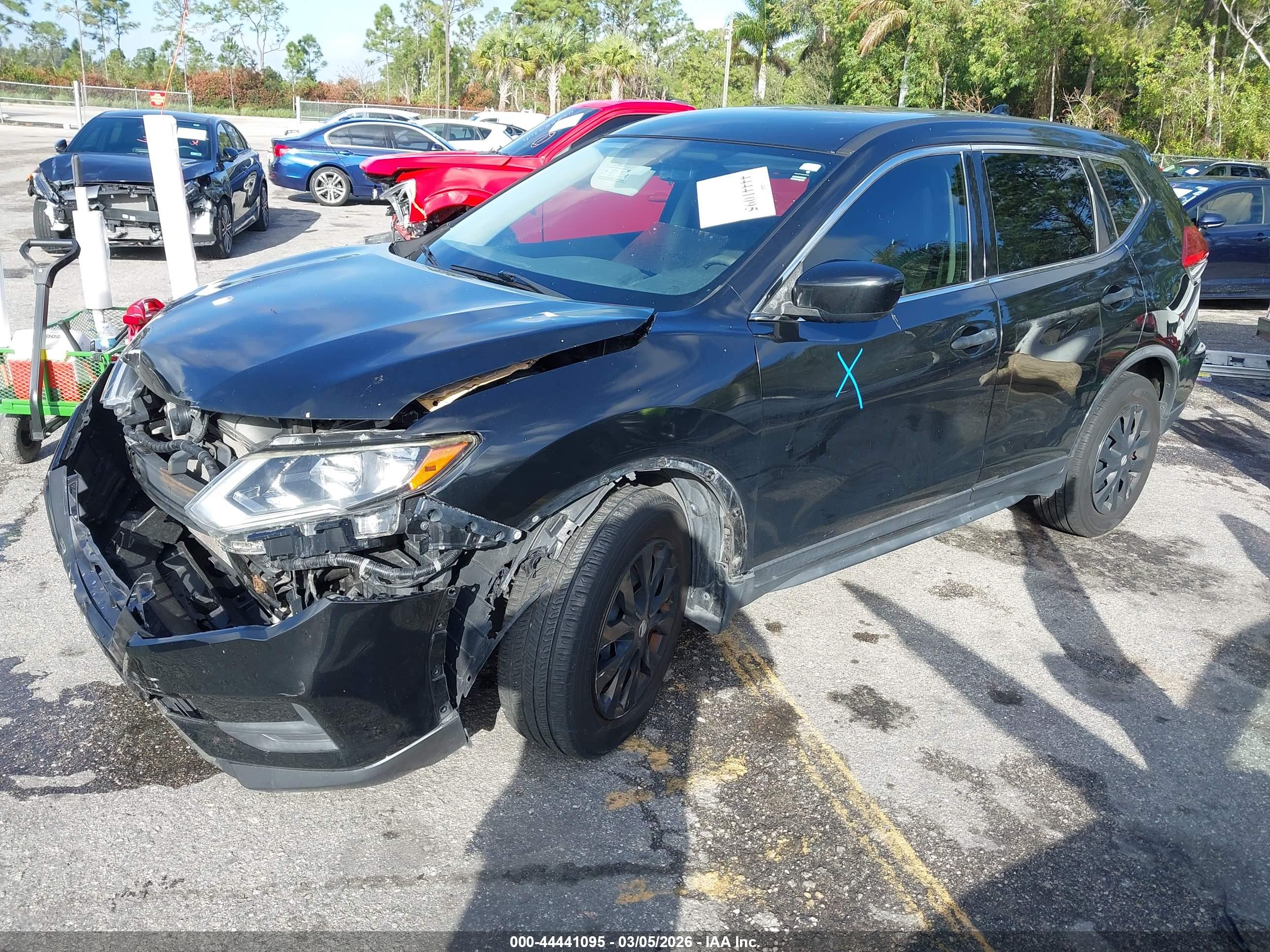 NISSAN ROGUE image 2