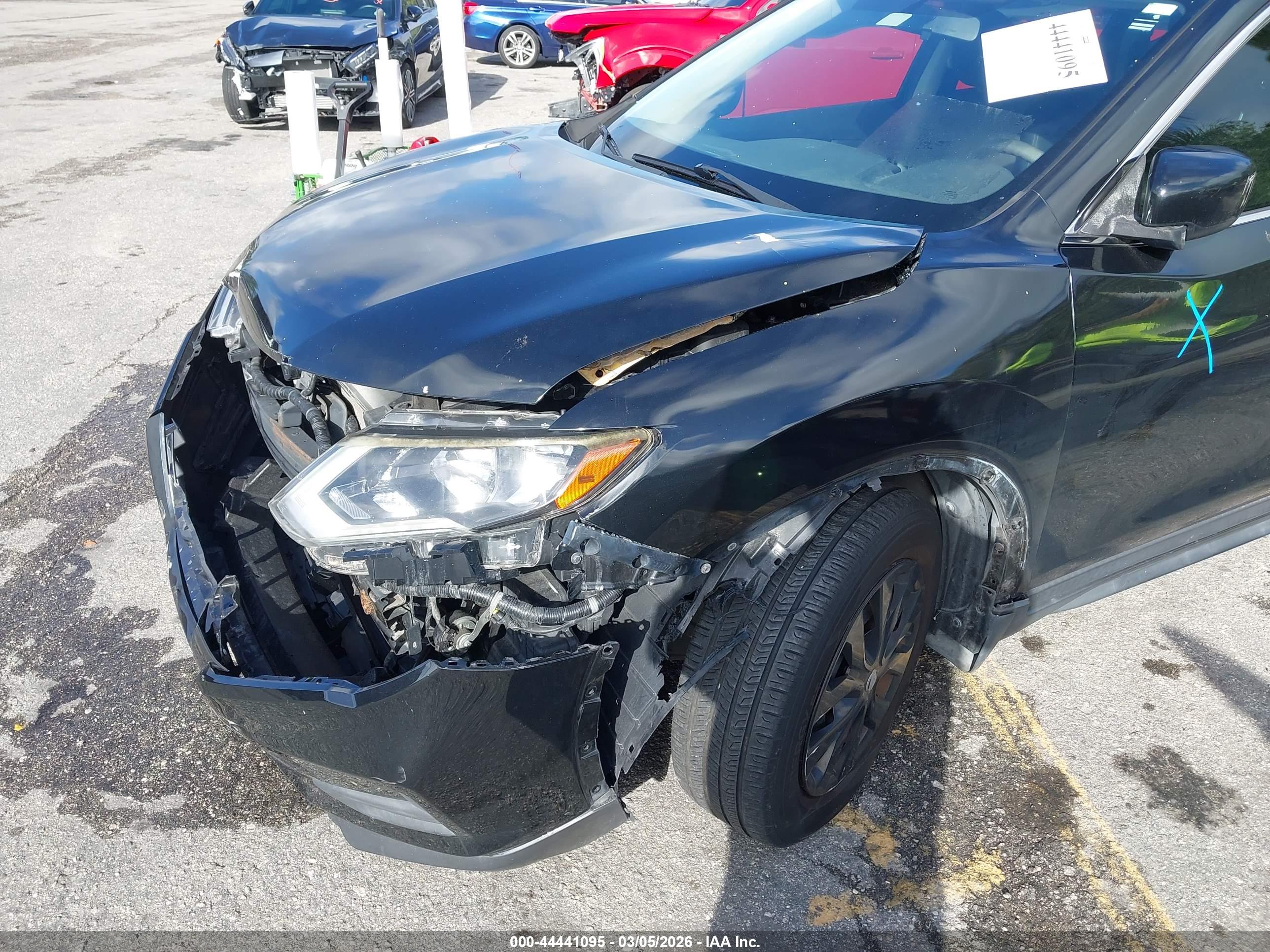 NISSAN ROGUE image 6
