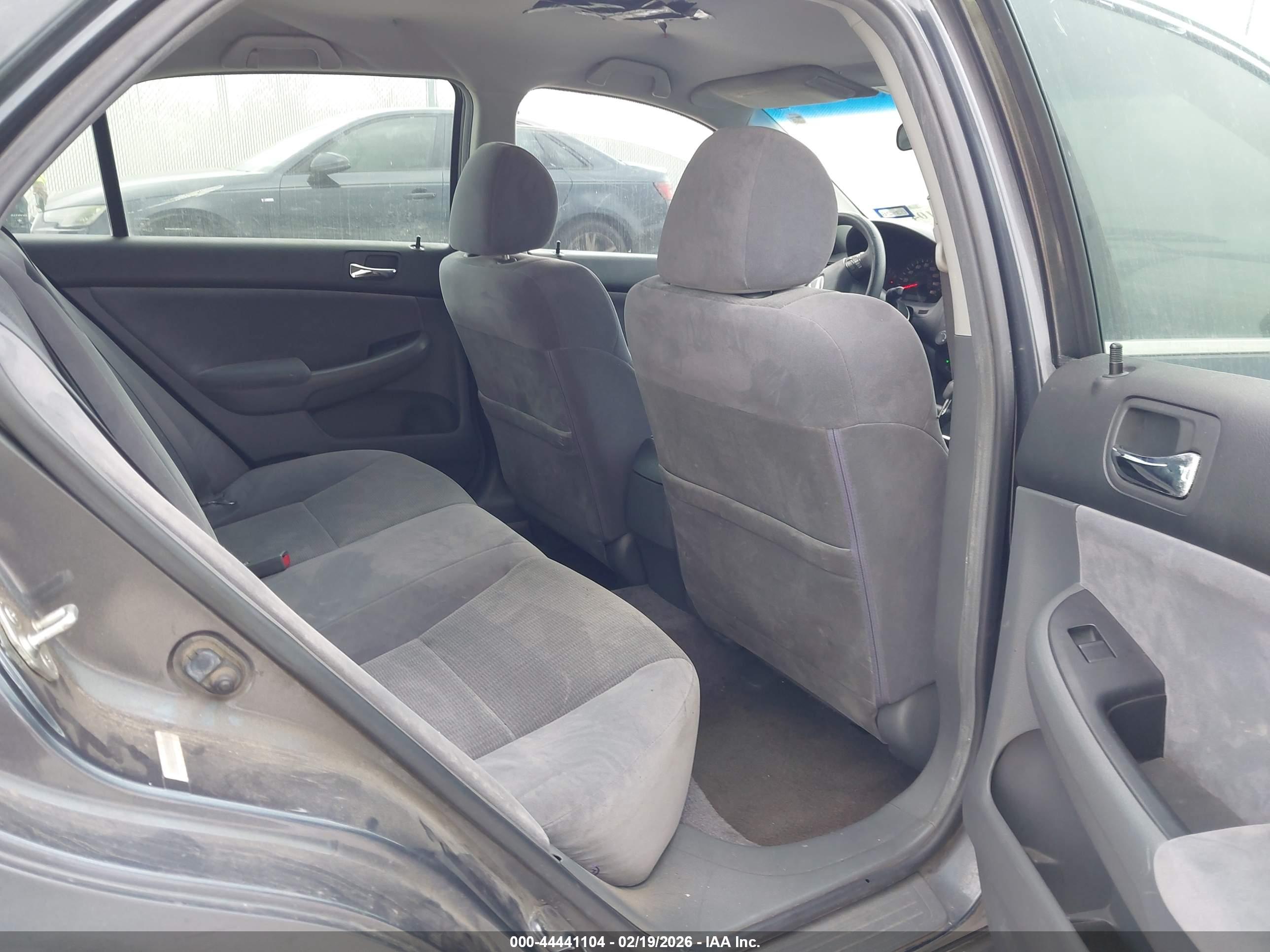 HONDA ACCORD image 8