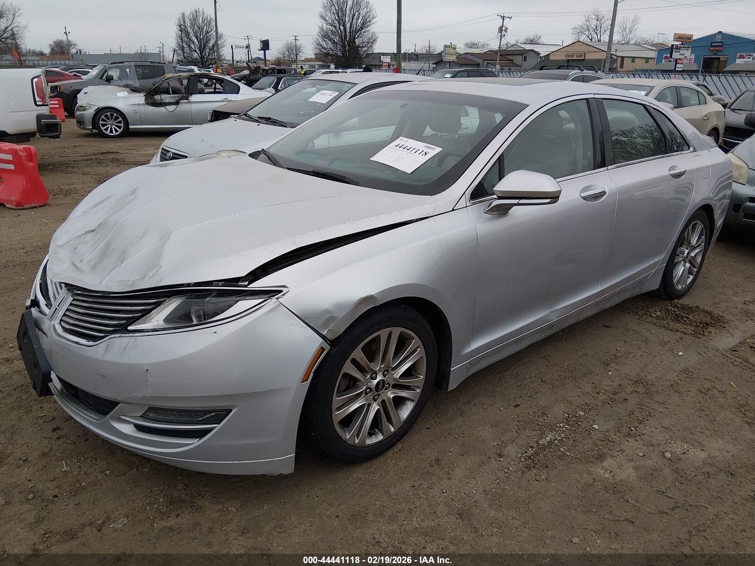 LINCOLN MKZ image 2