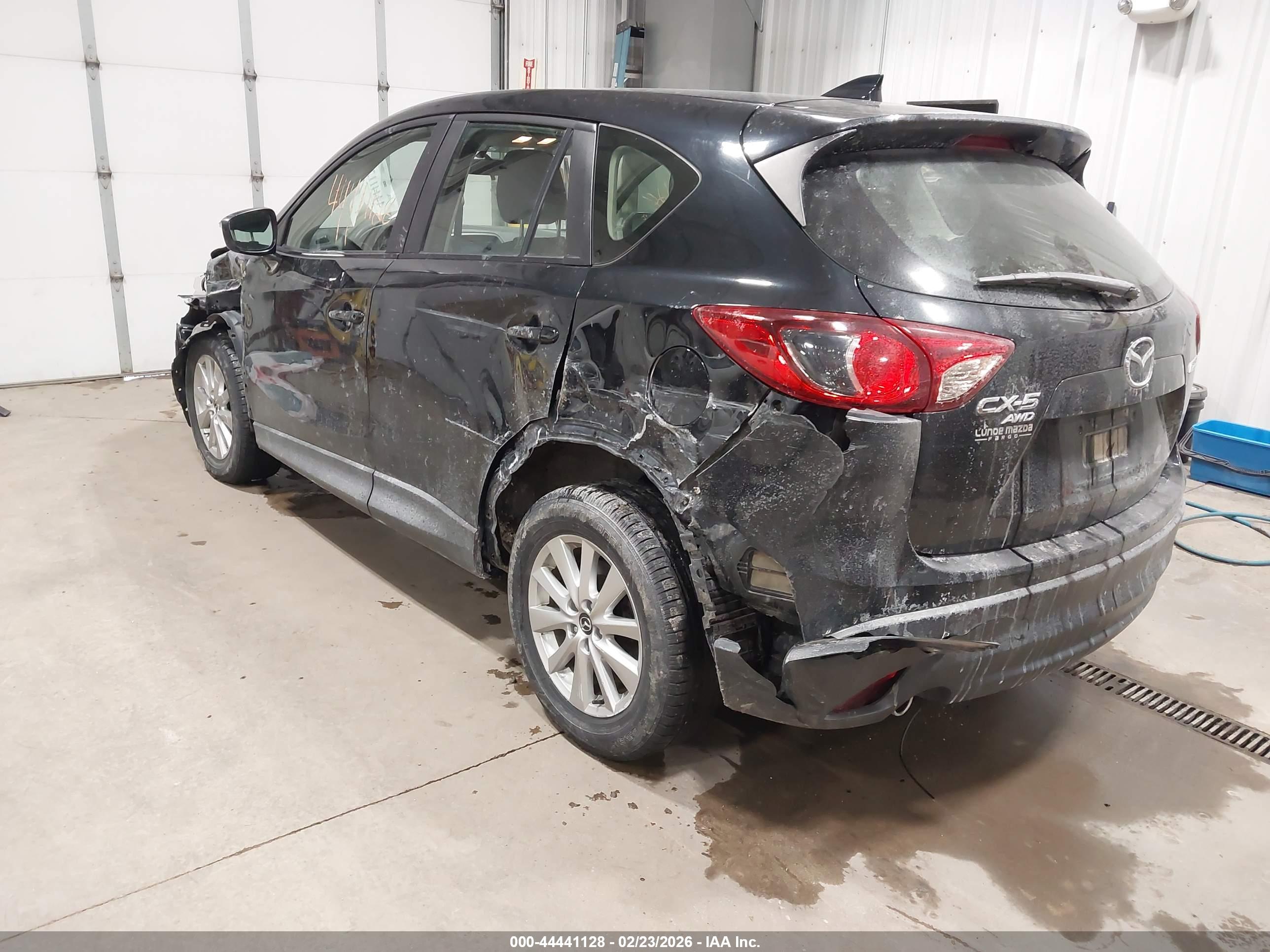 MAZDA CX-5 image 3