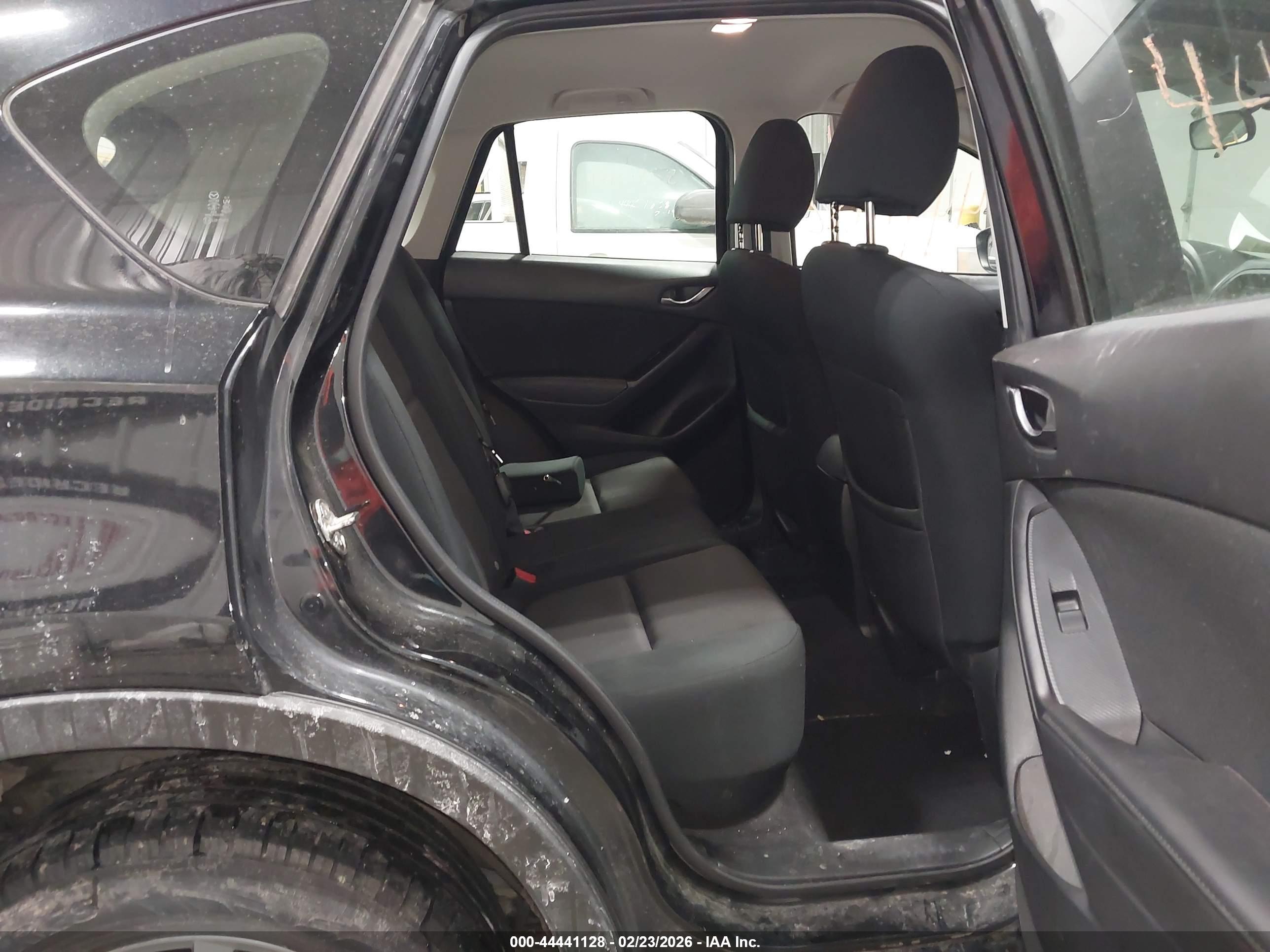 MAZDA CX-5 image 8