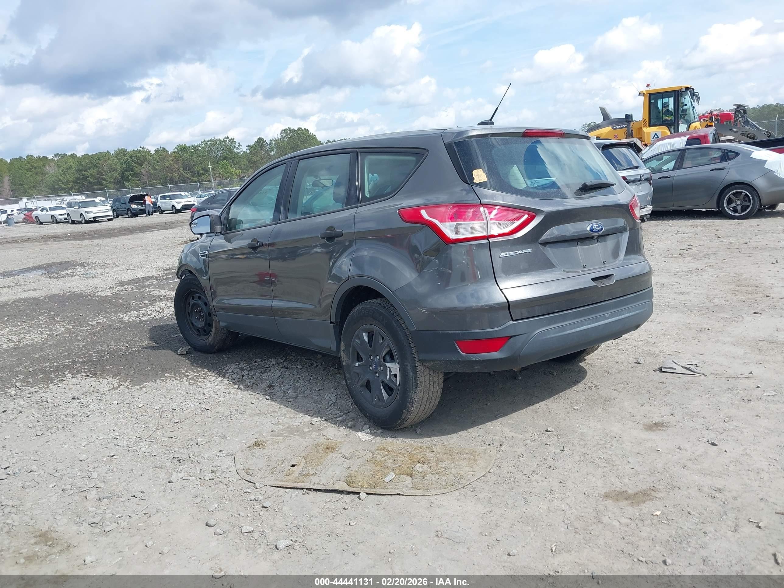 FORD ESCAPE image 3