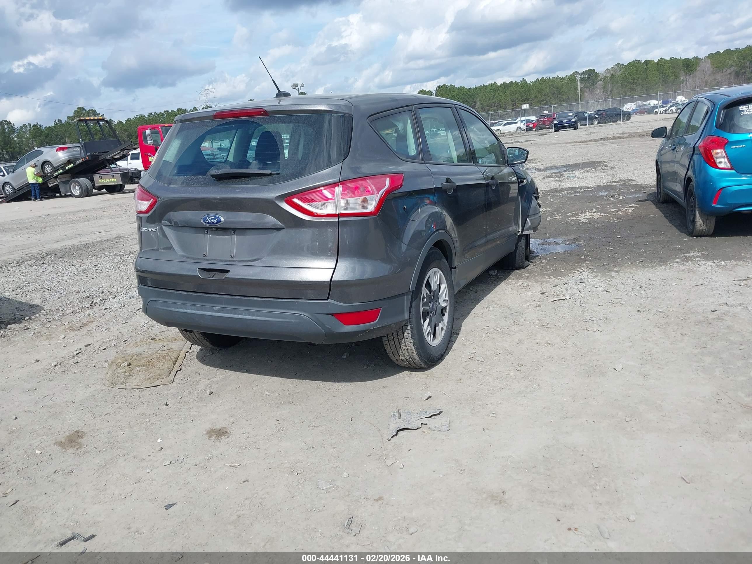 FORD ESCAPE image 4