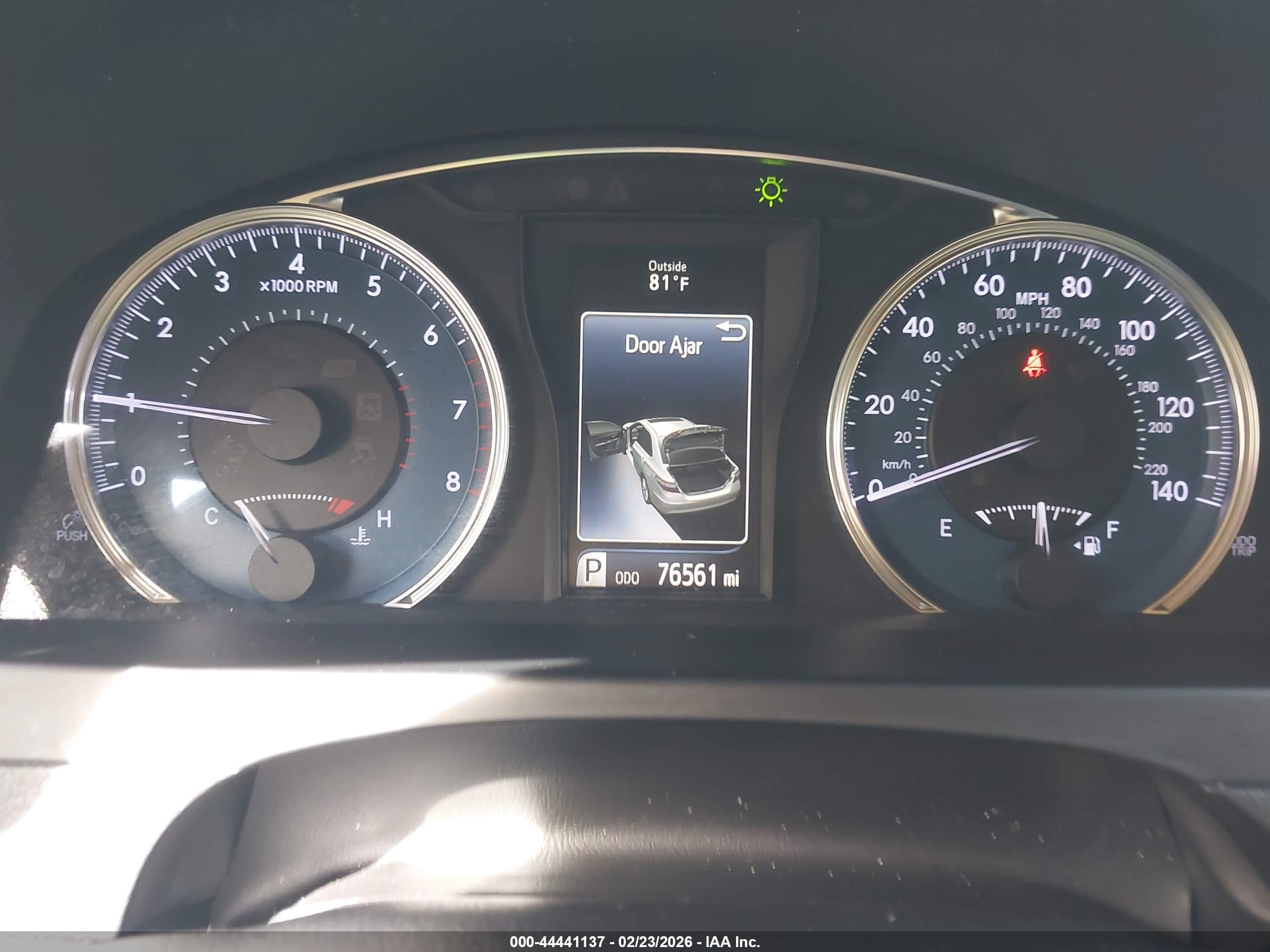 TOYOTA CAMRY image 7