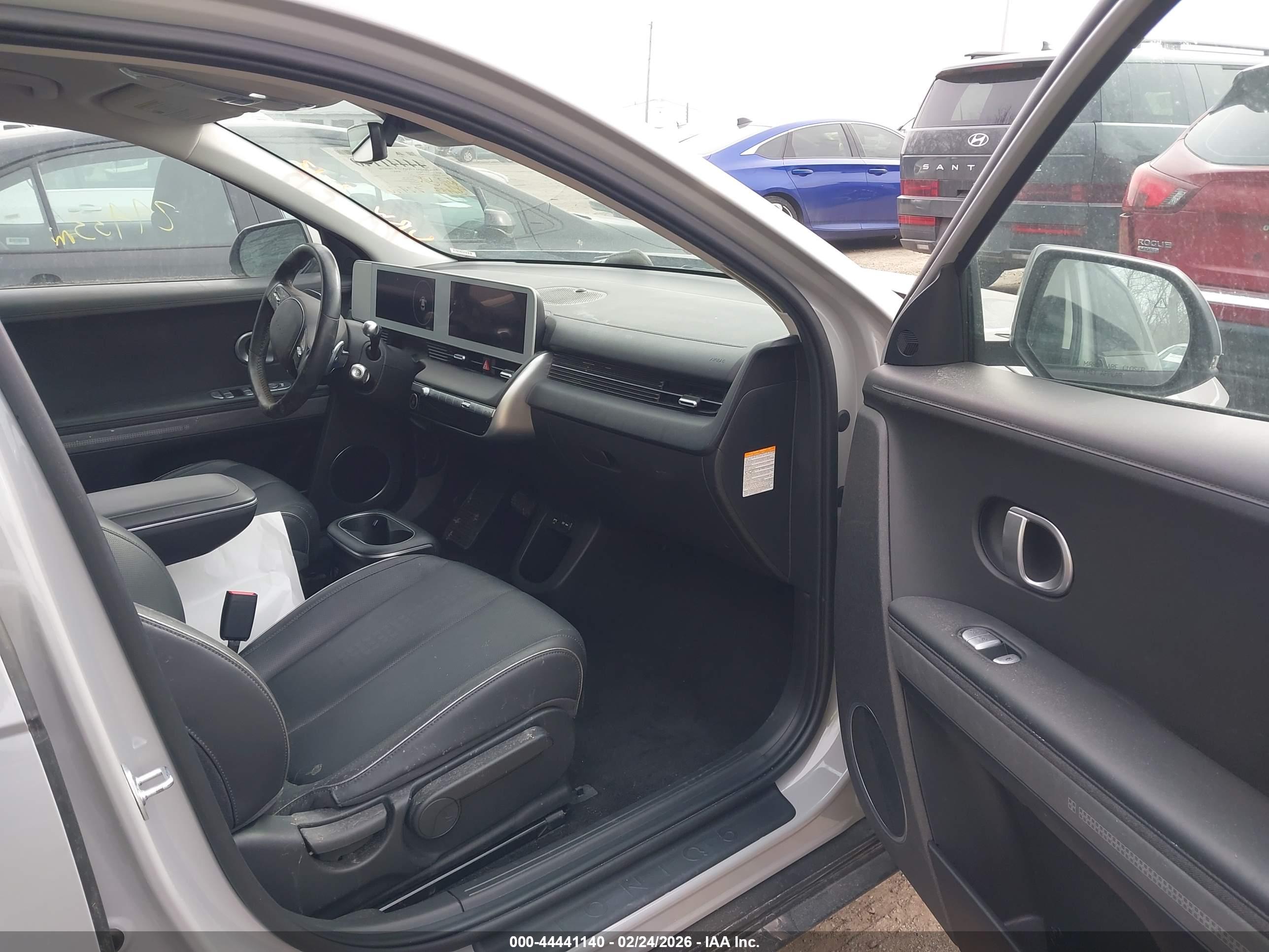 HYUNDAI IONIQ image 5