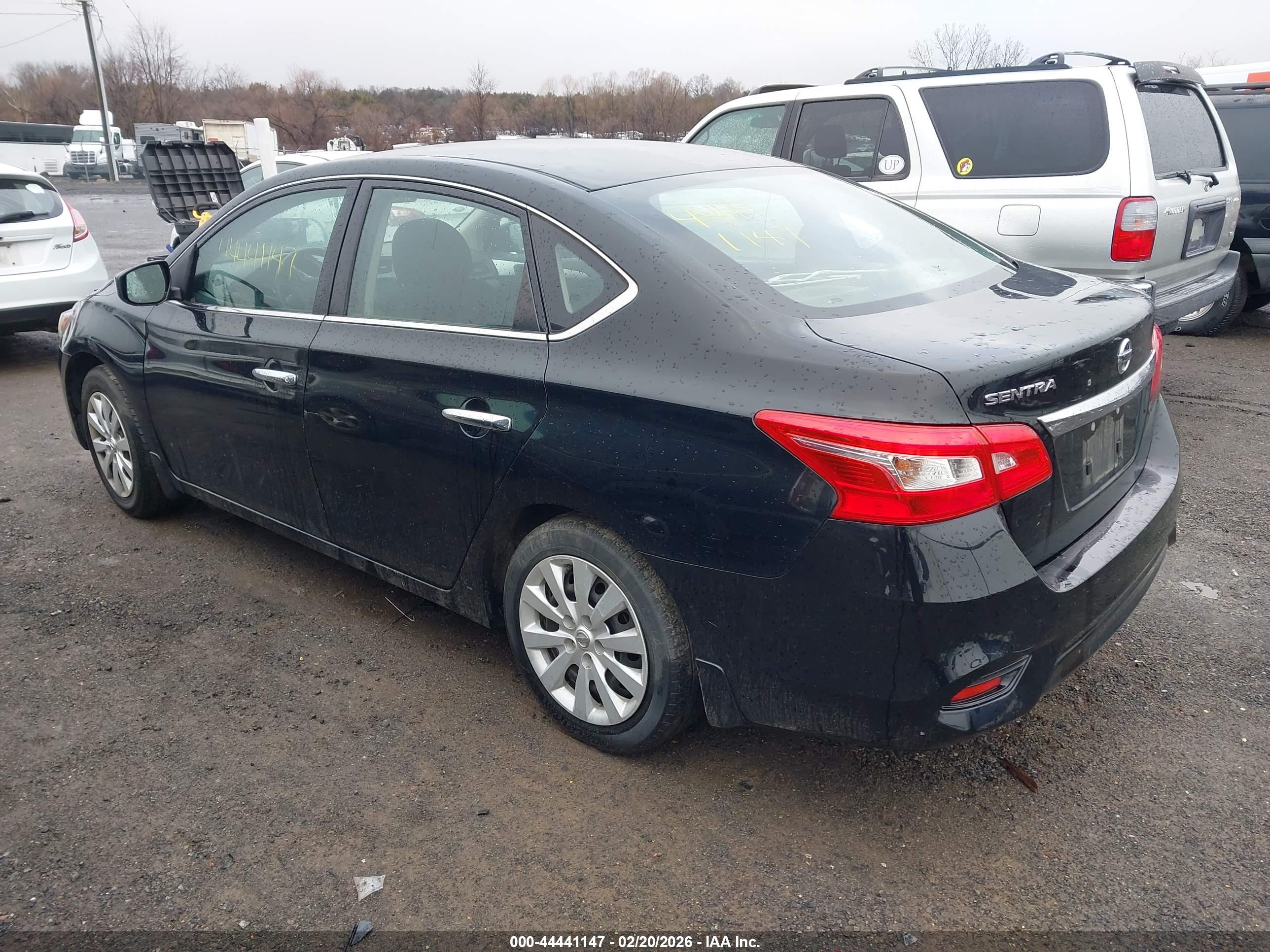 NISSAN SENTRA image 3