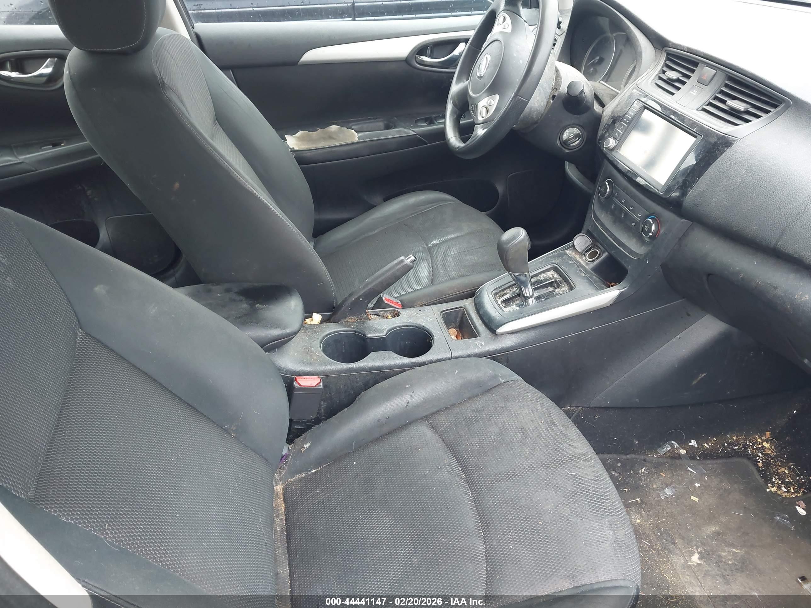 NISSAN SENTRA image 5