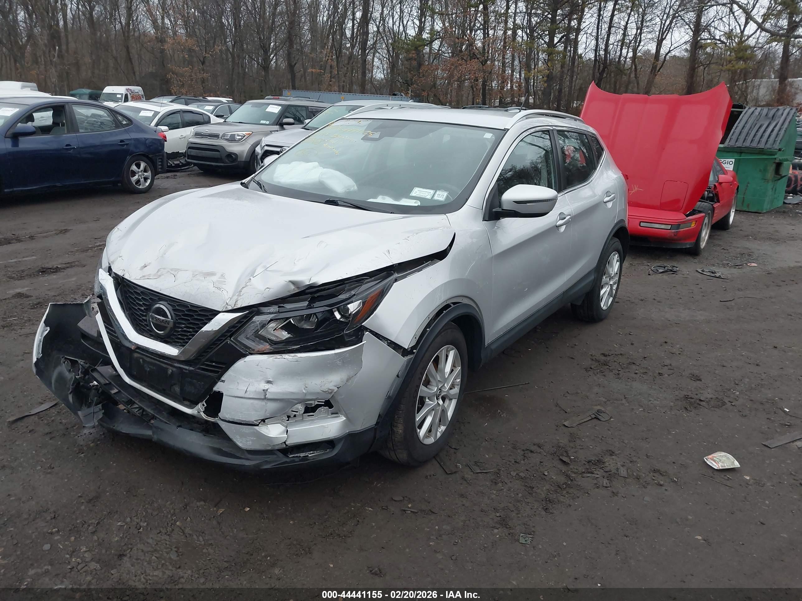 NISSAN ROGUE image 2
