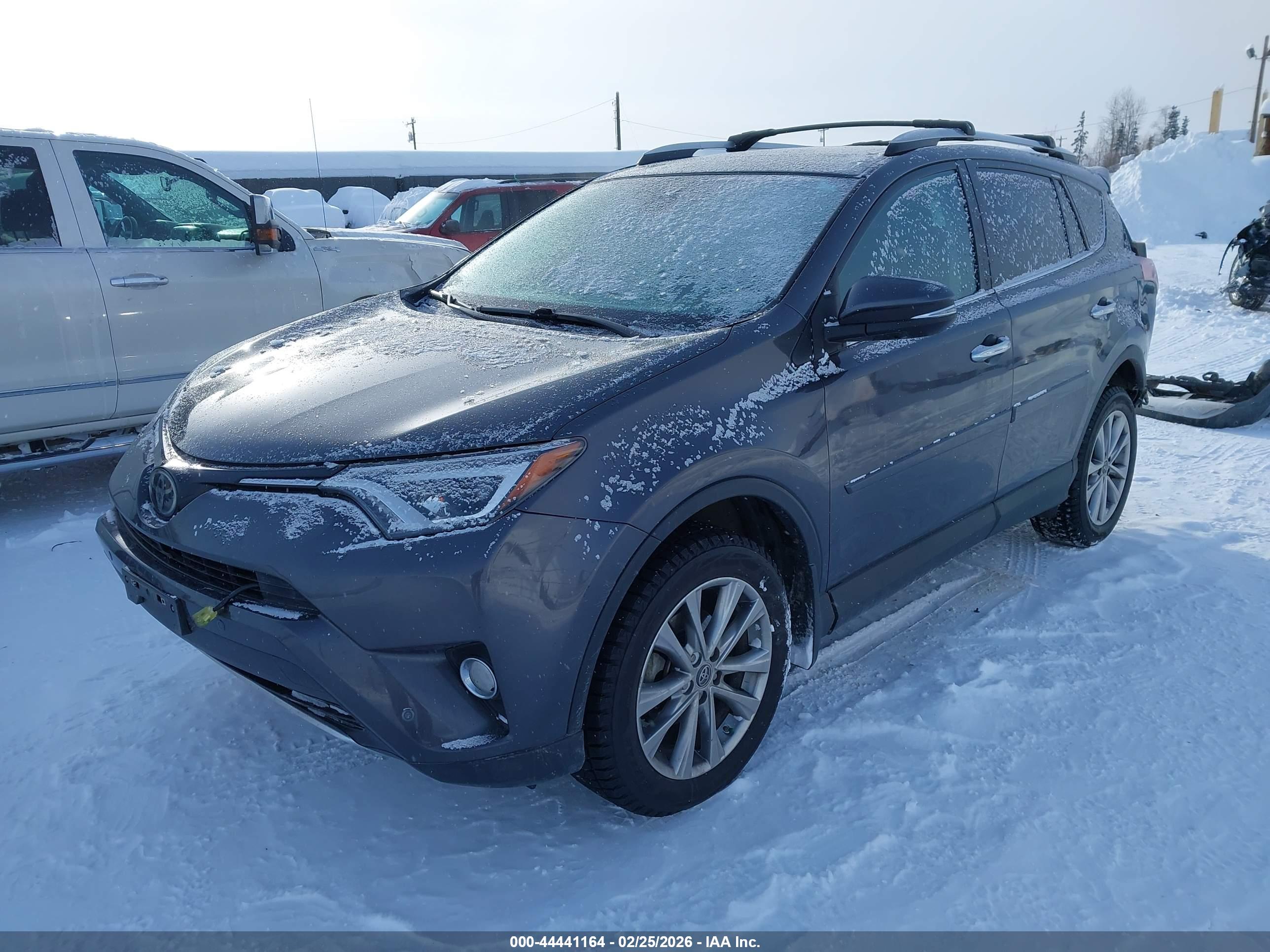 TOYOTA RAV4 image 2