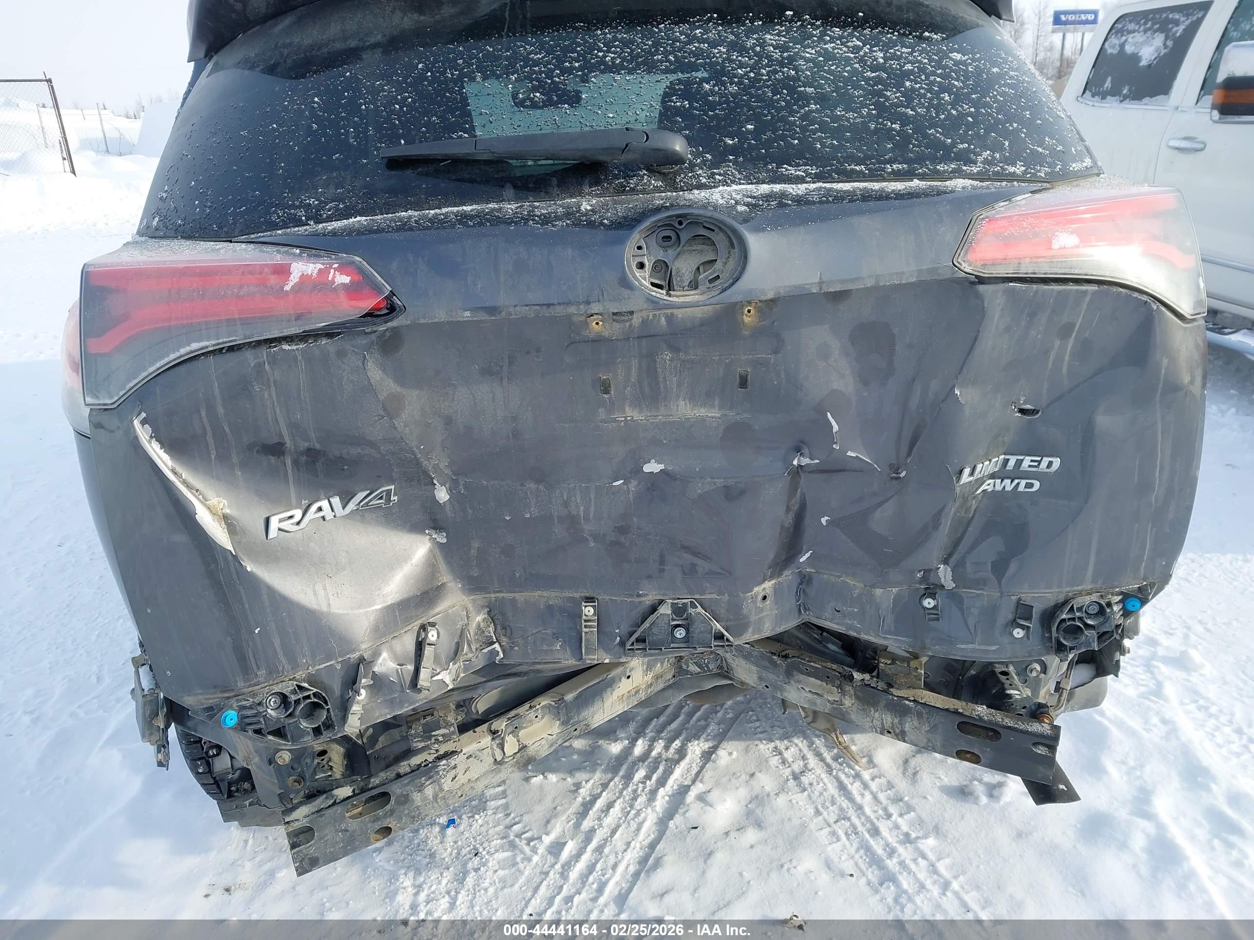 TOYOTA RAV4 image 6