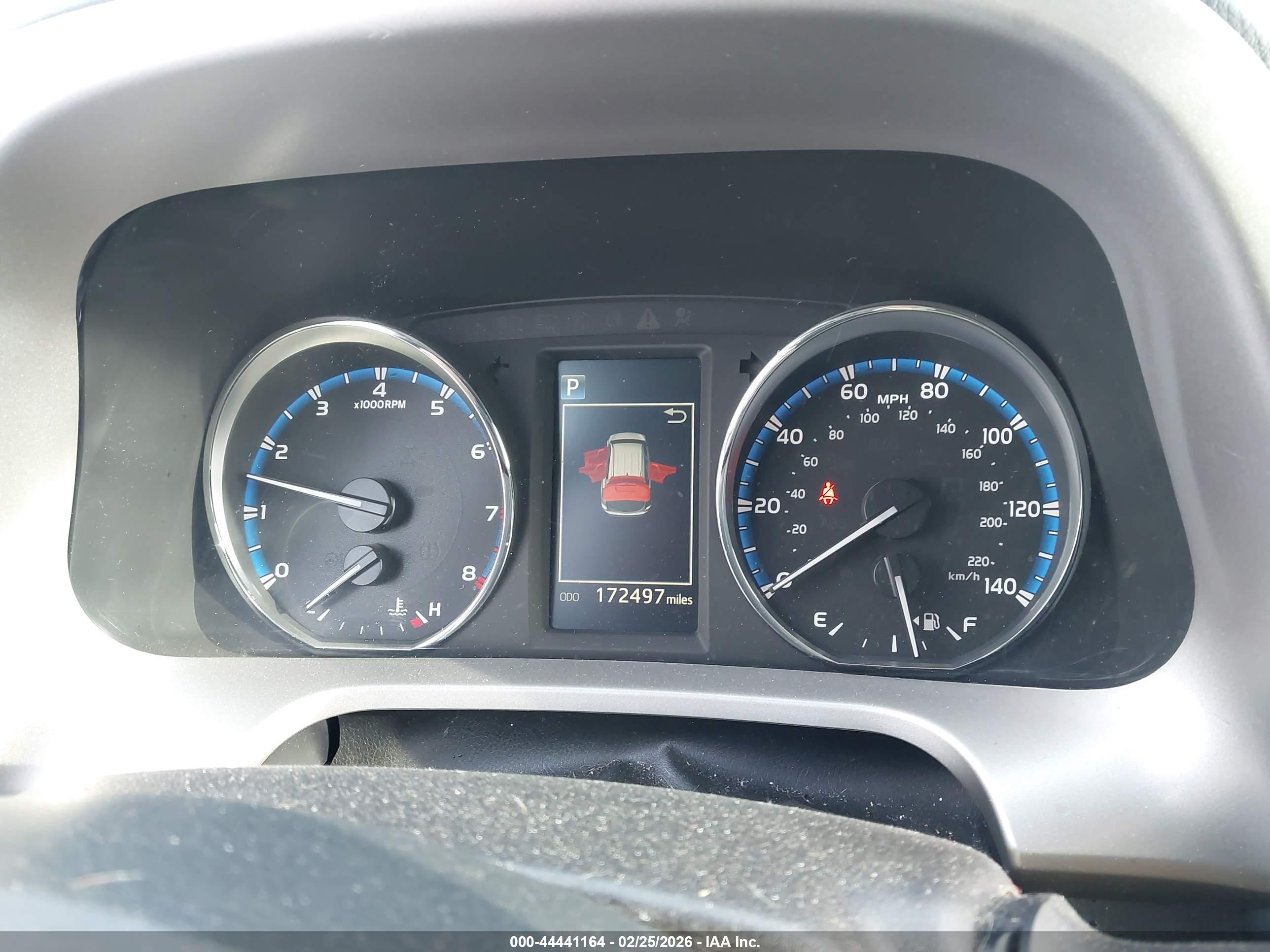 TOYOTA RAV4 image 7