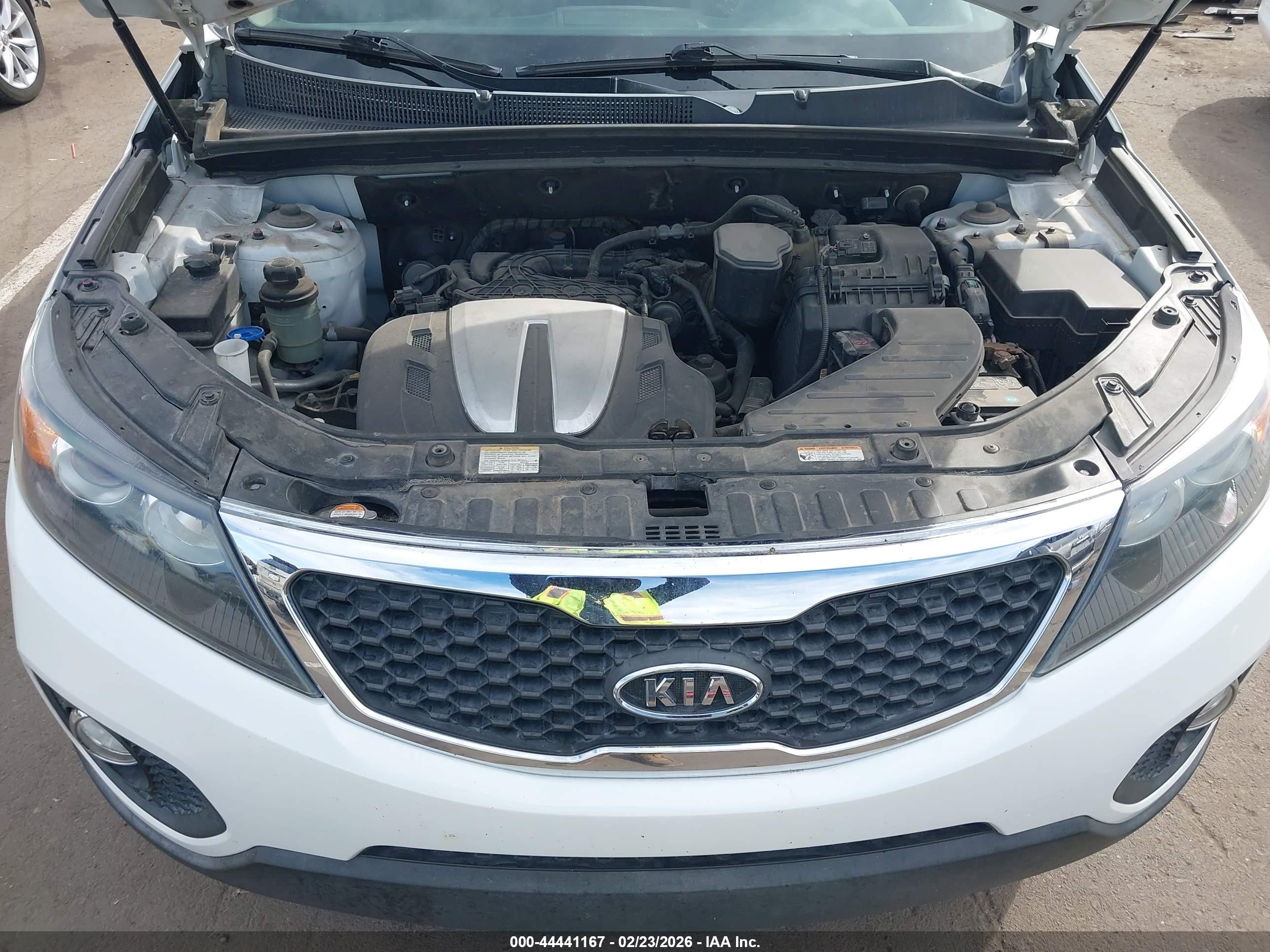 KIA SORENTO image 10