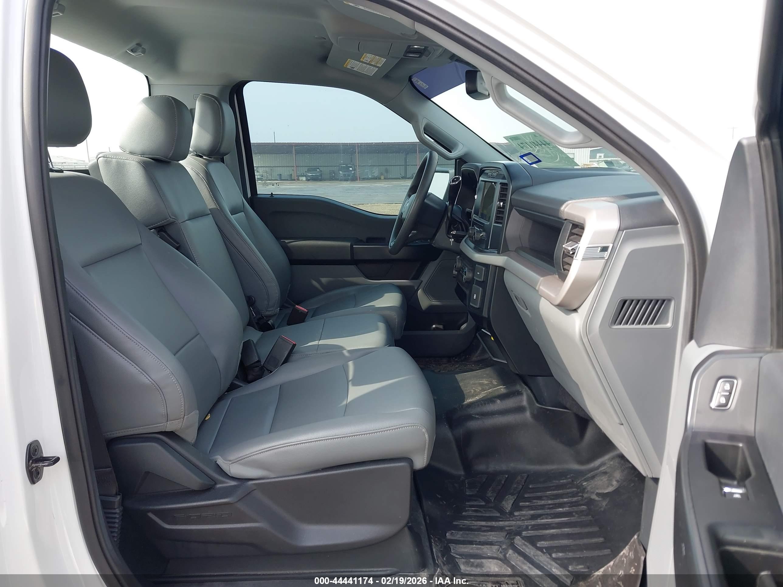 FORD F-150 image 8