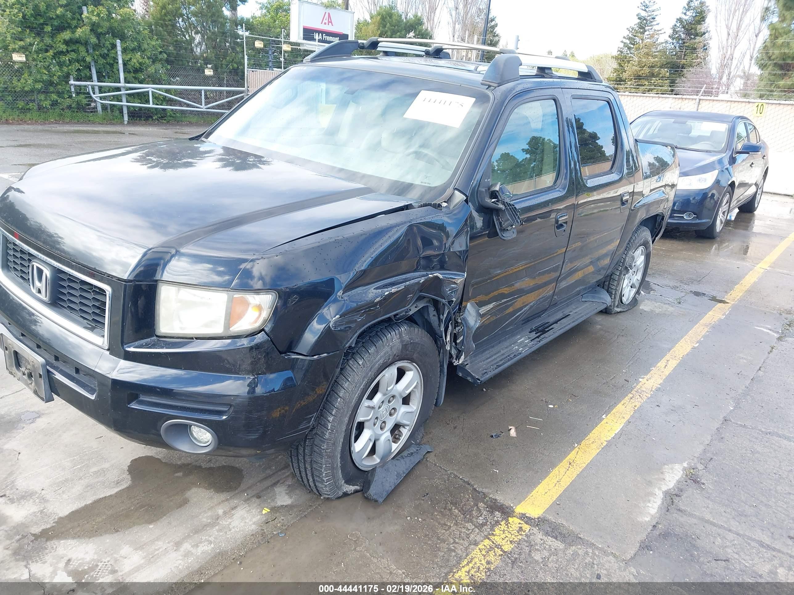 HONDA RIDGELINE image 2