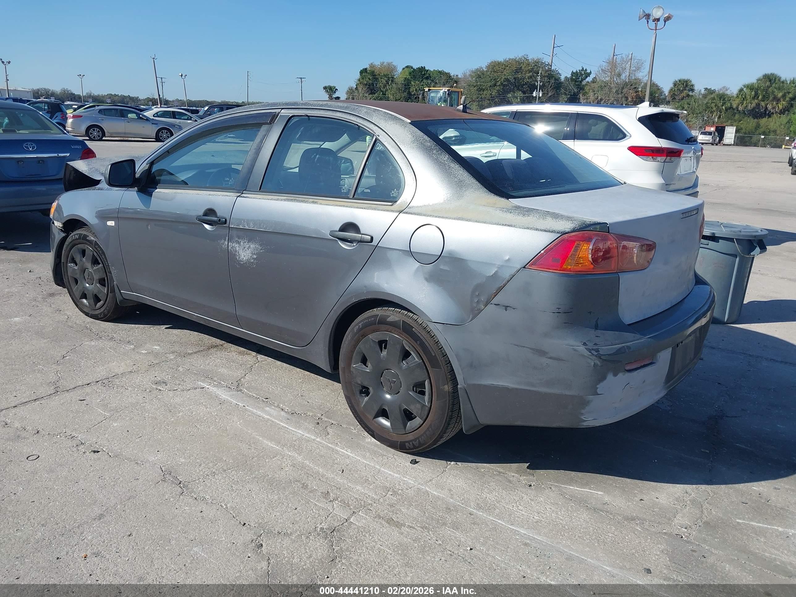 MITSUBISHI LANCER image 3