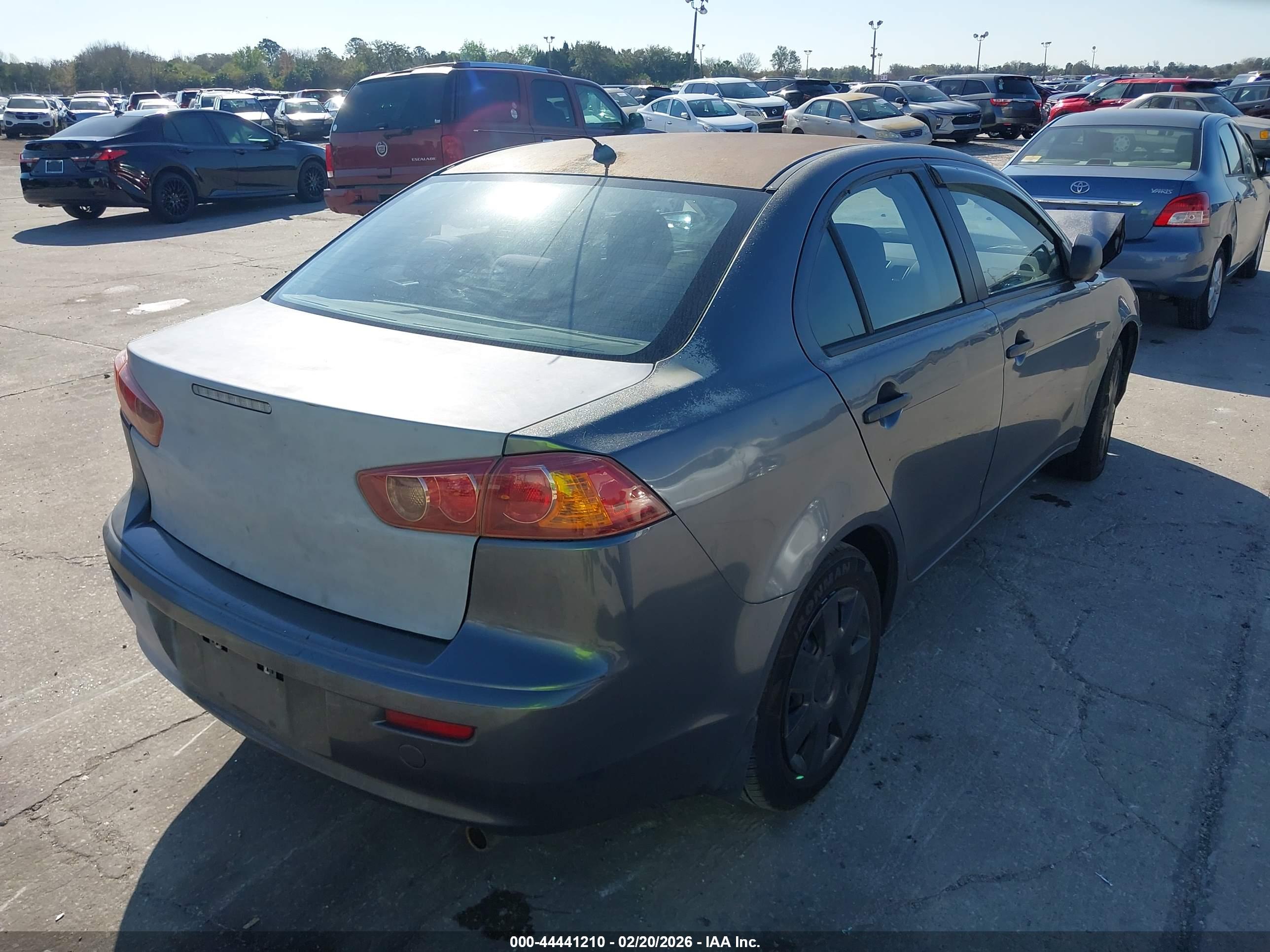 MITSUBISHI LANCER image 4