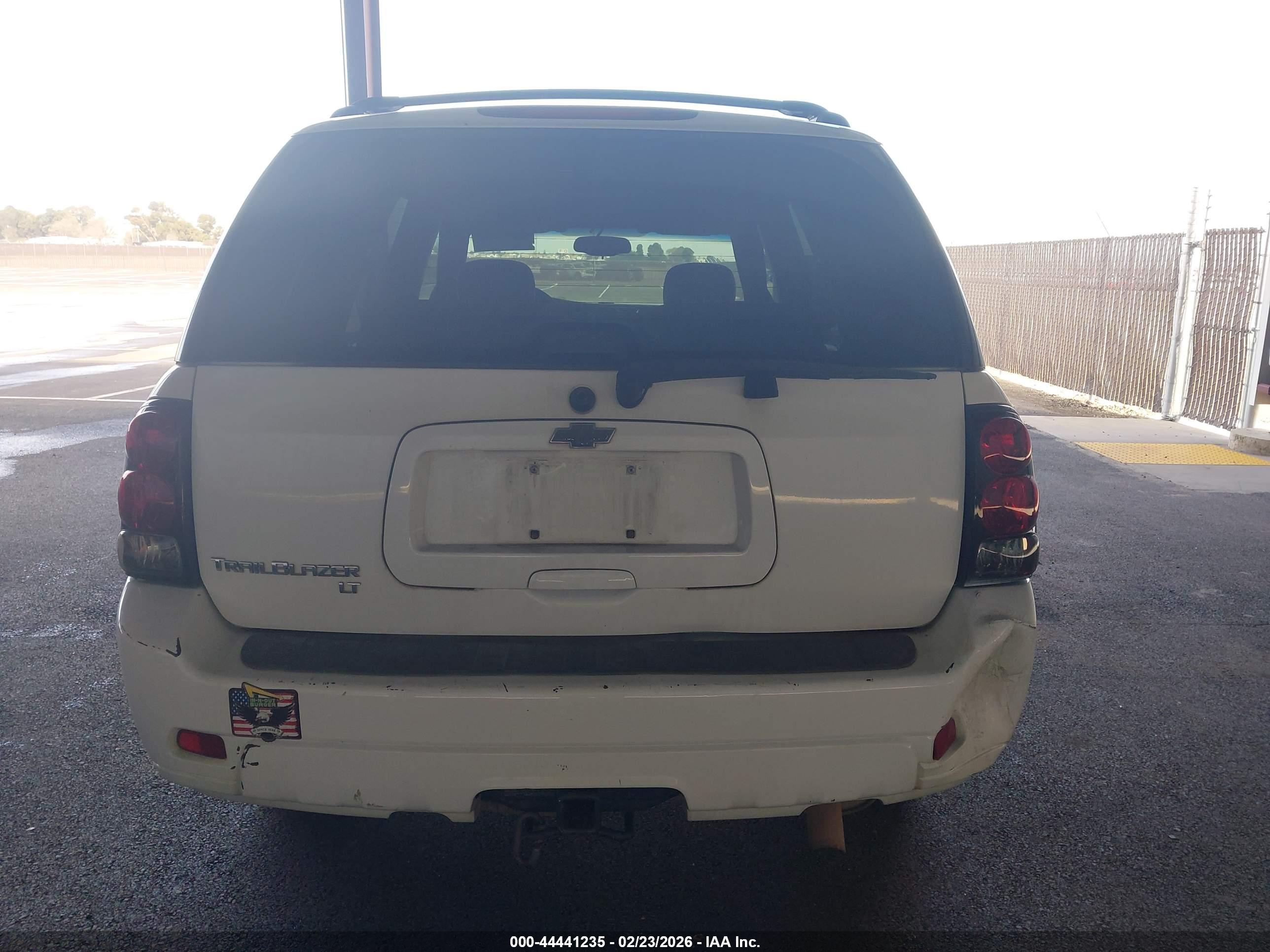 CHEVROLET TRAILBLAZER image 6
