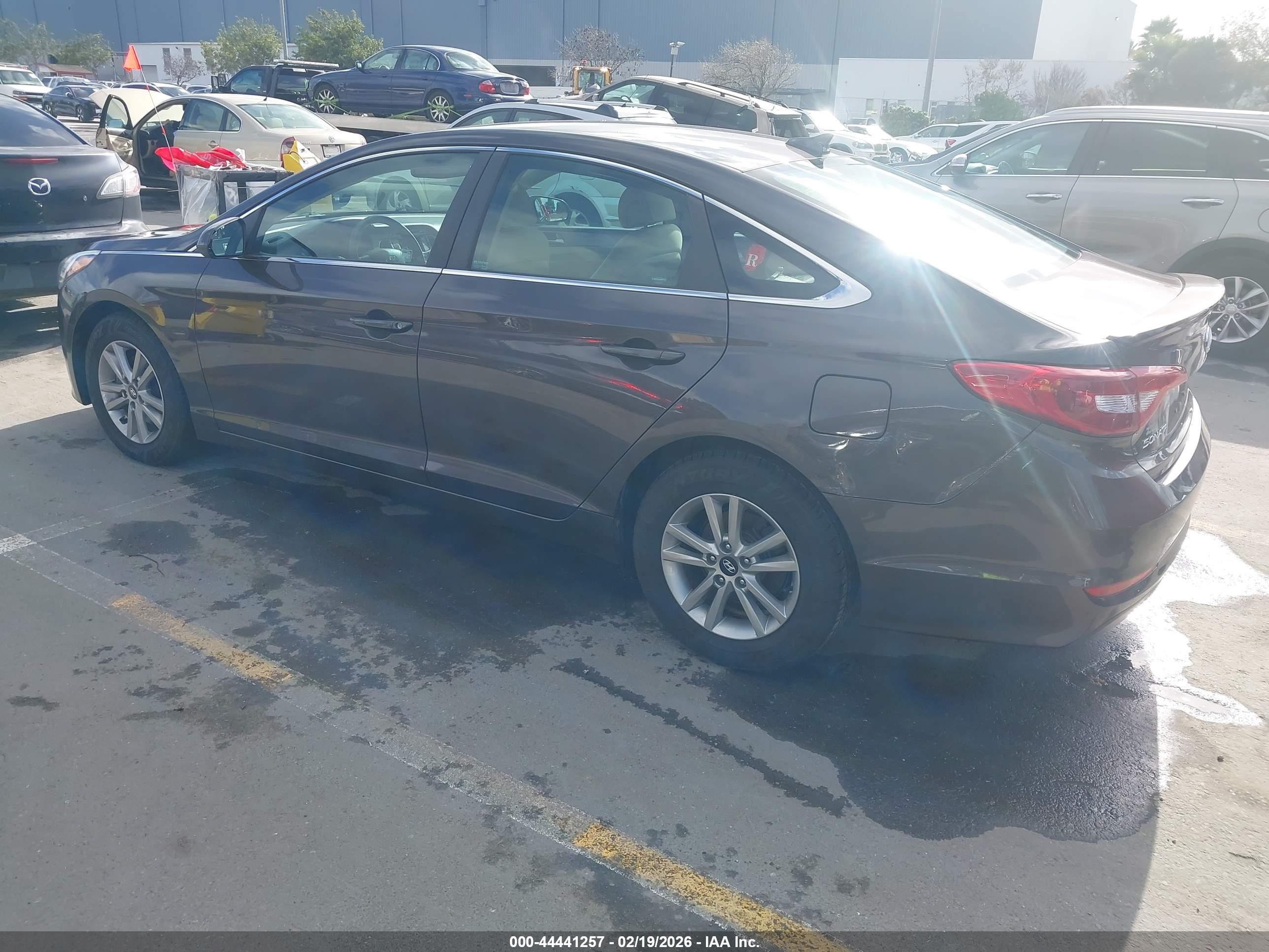 HYUNDAI SONATA image 3