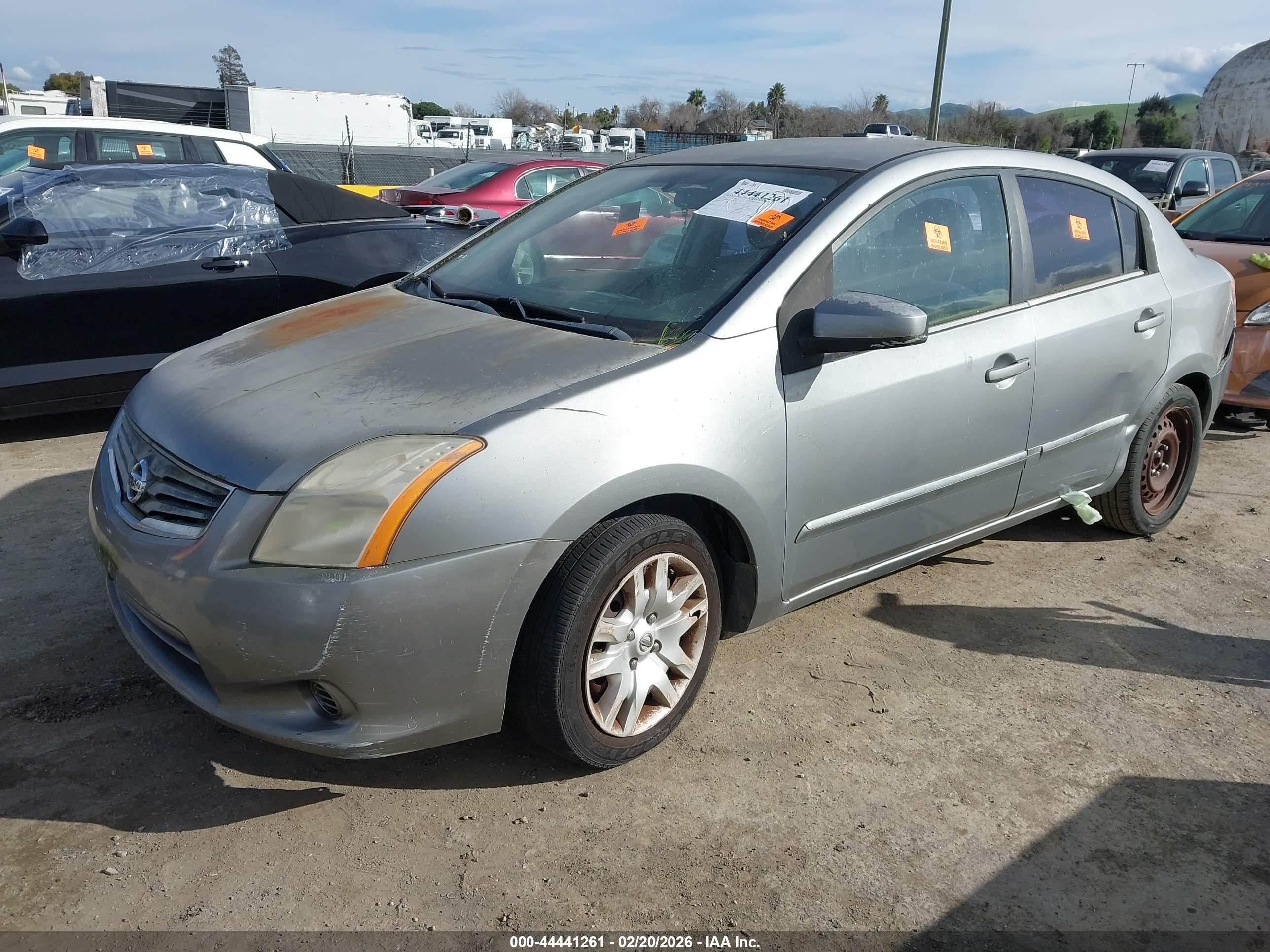 NISSAN SENTRA image 2