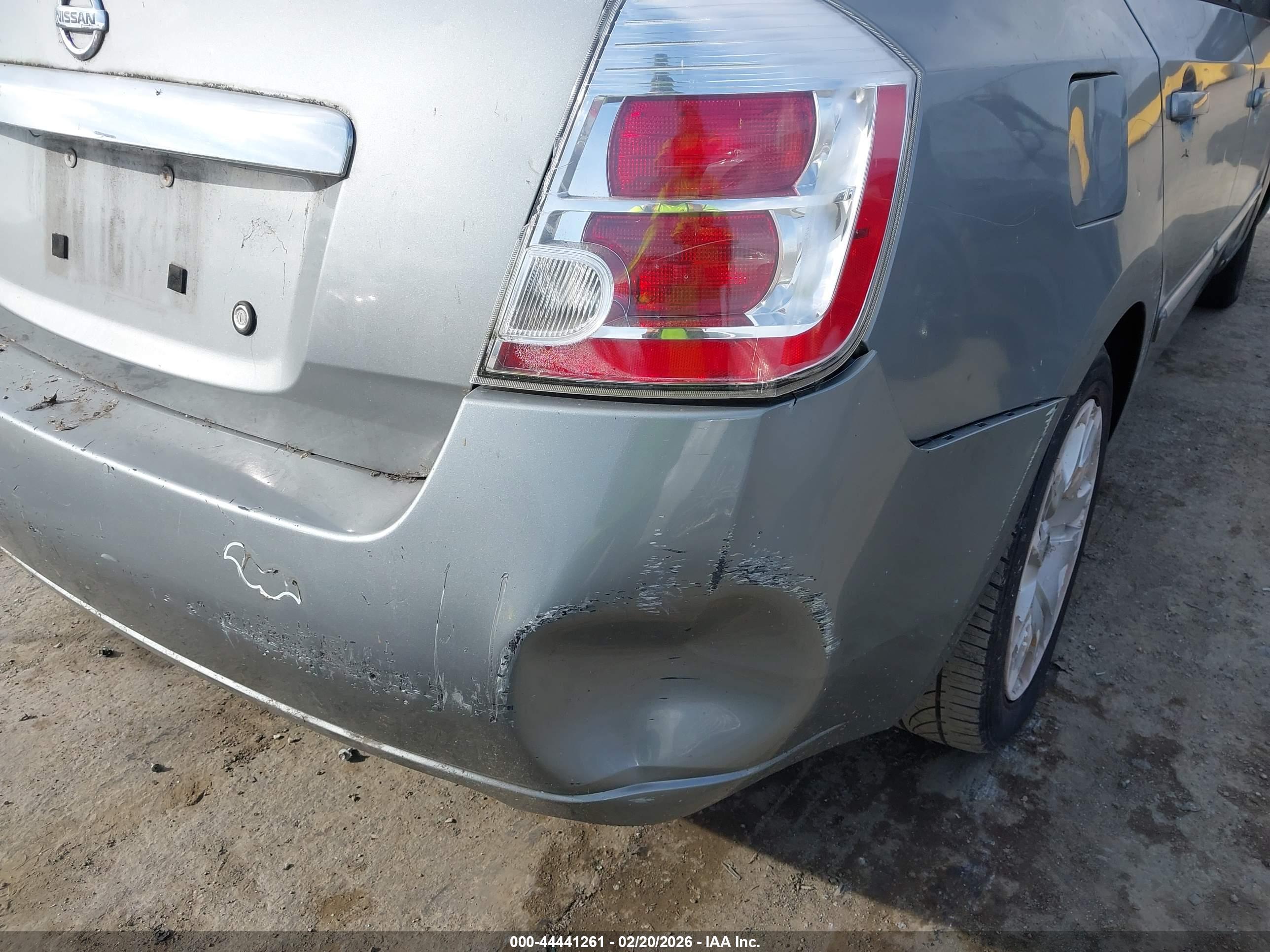 NISSAN SENTRA image 6