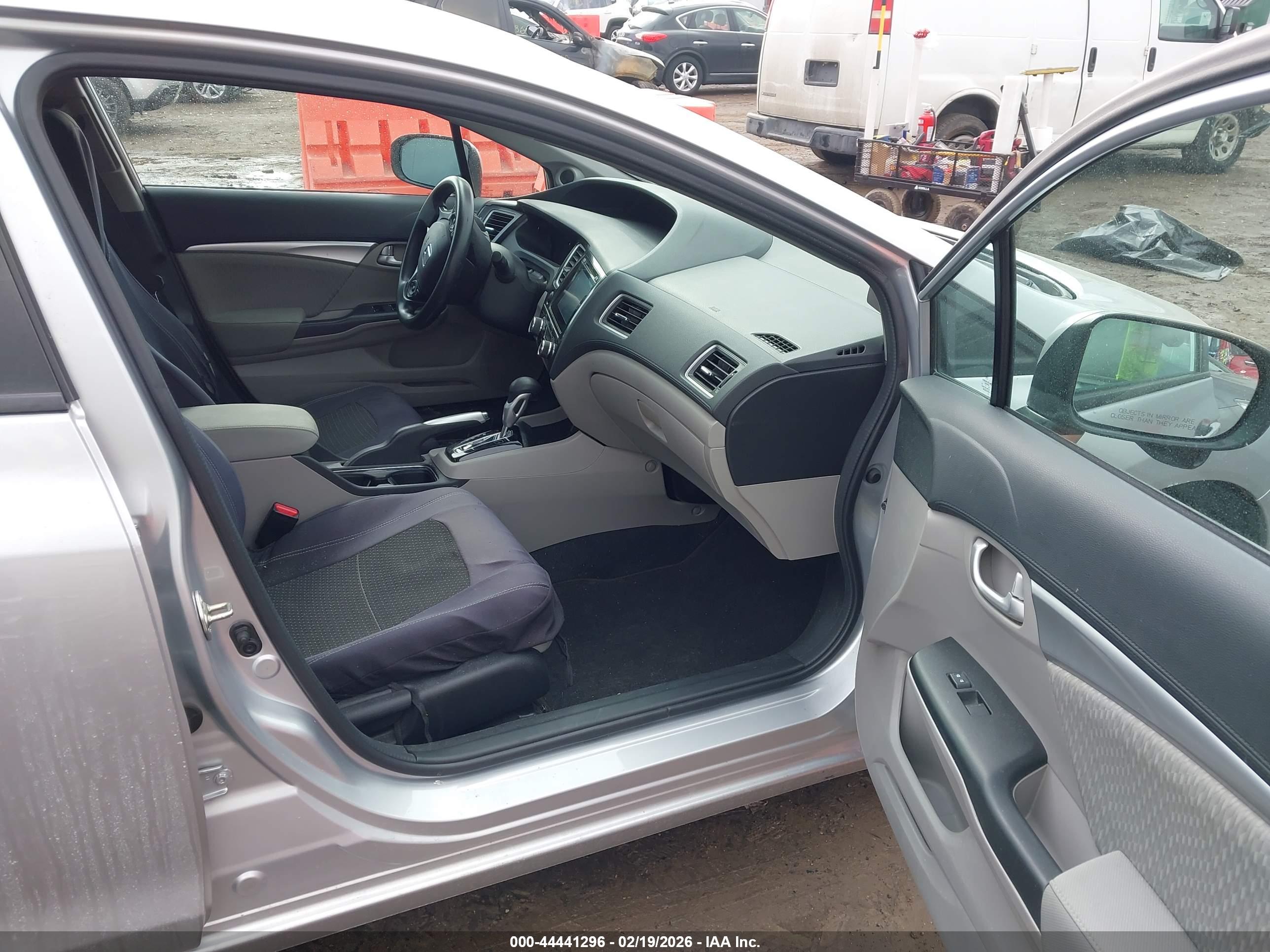 HONDA CIVIC image 5