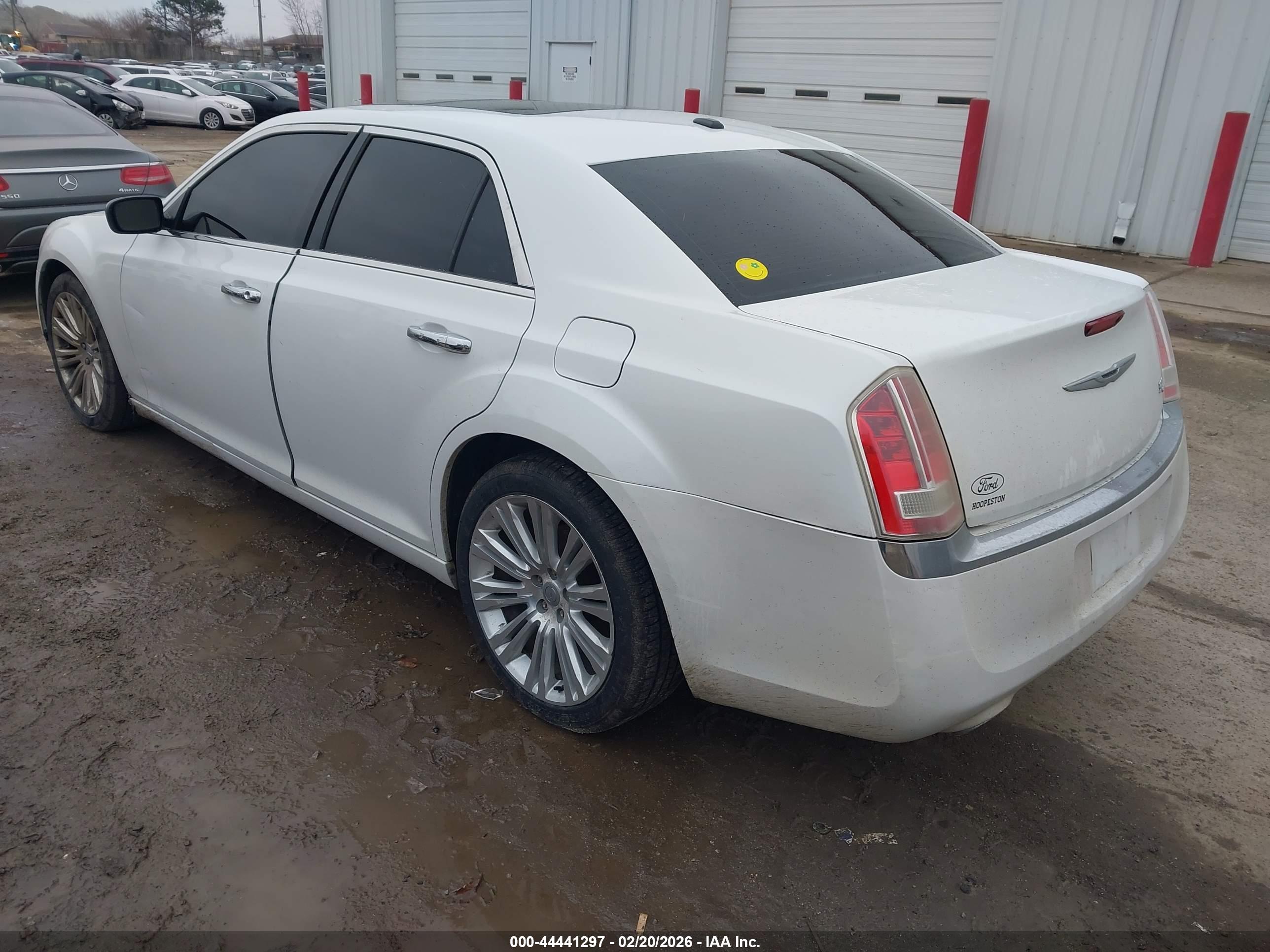 CHRYSLER 300C image 3