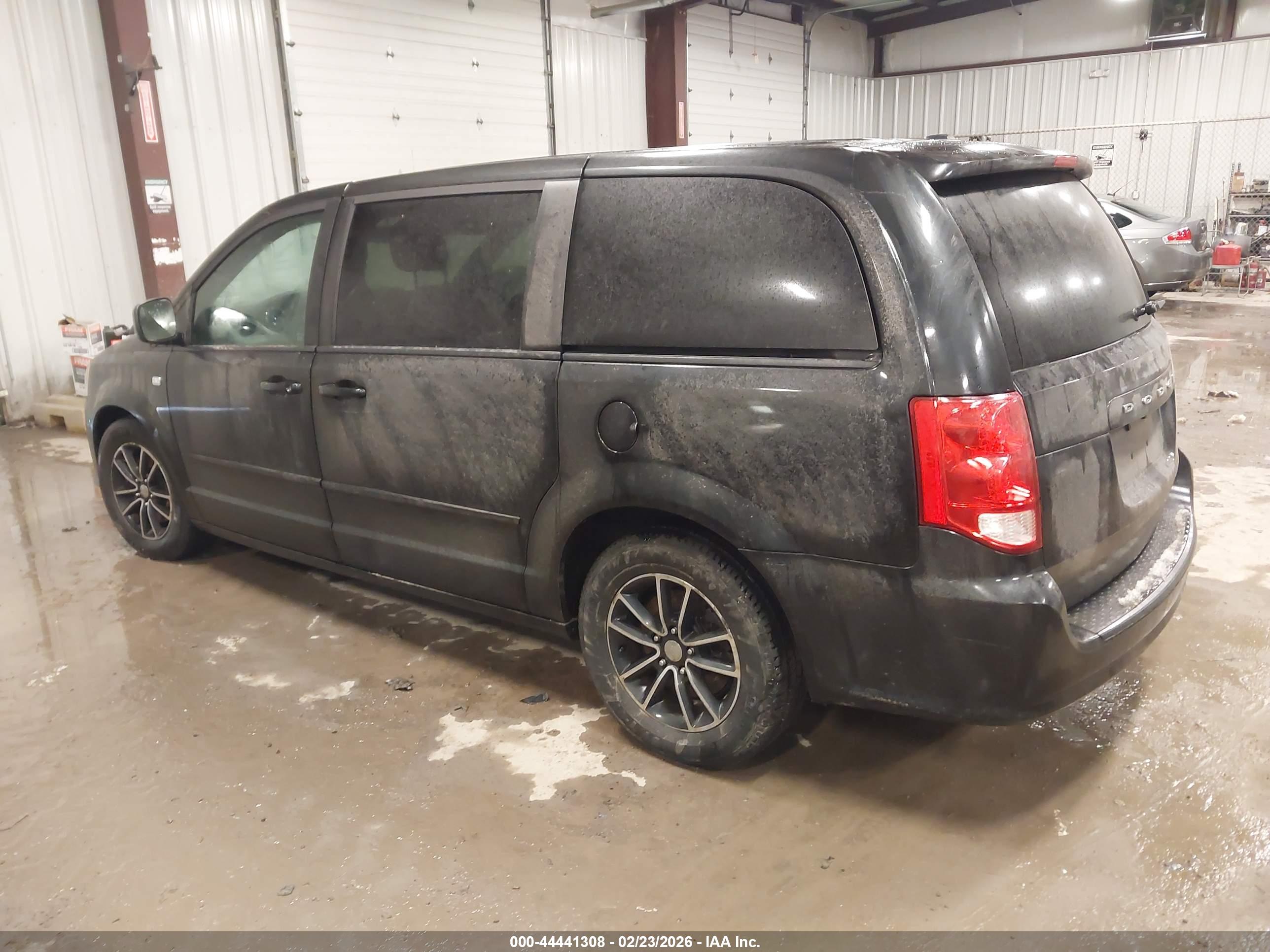DODGE GRAND image 3