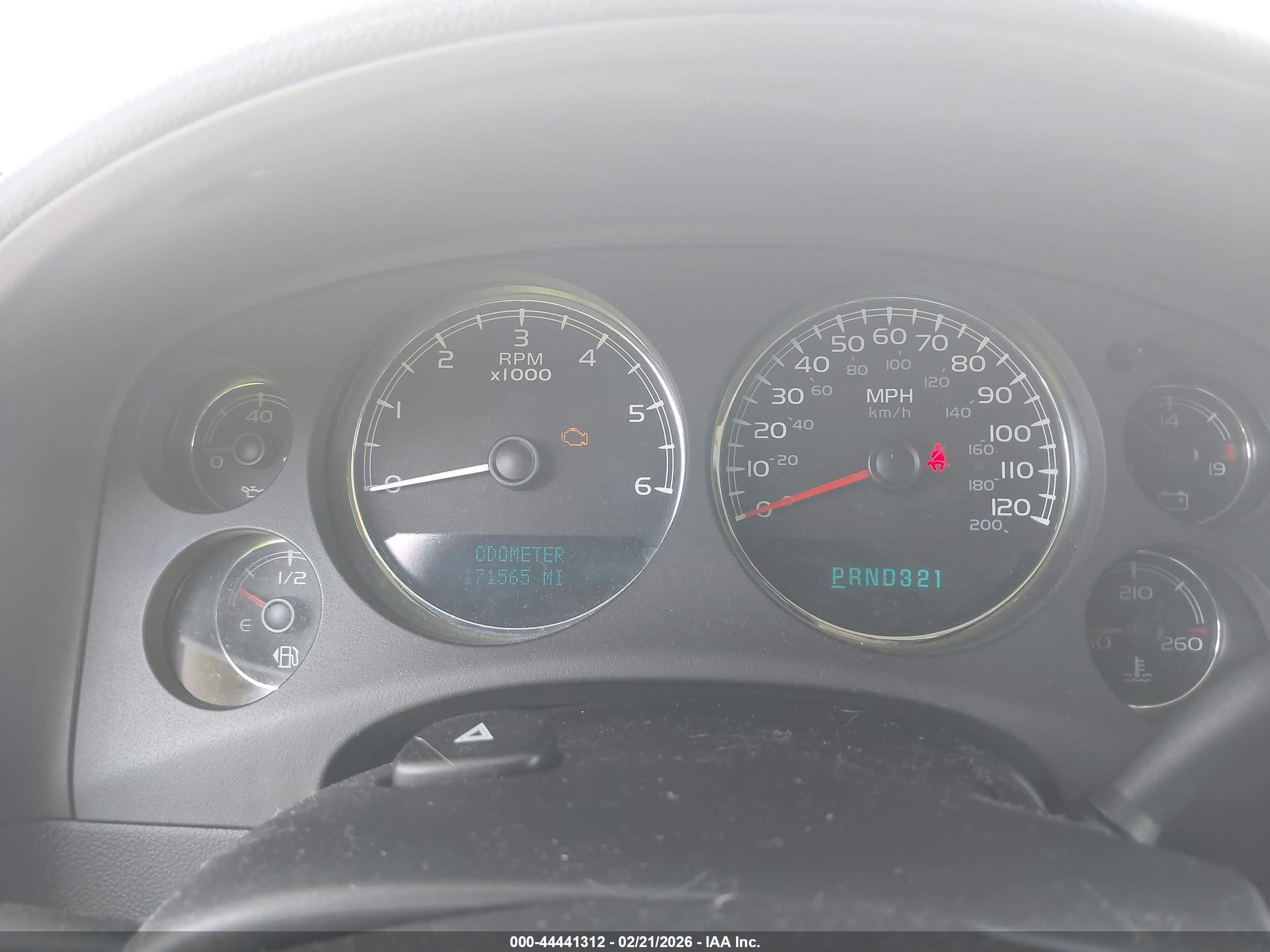 GMC YUKON image 7