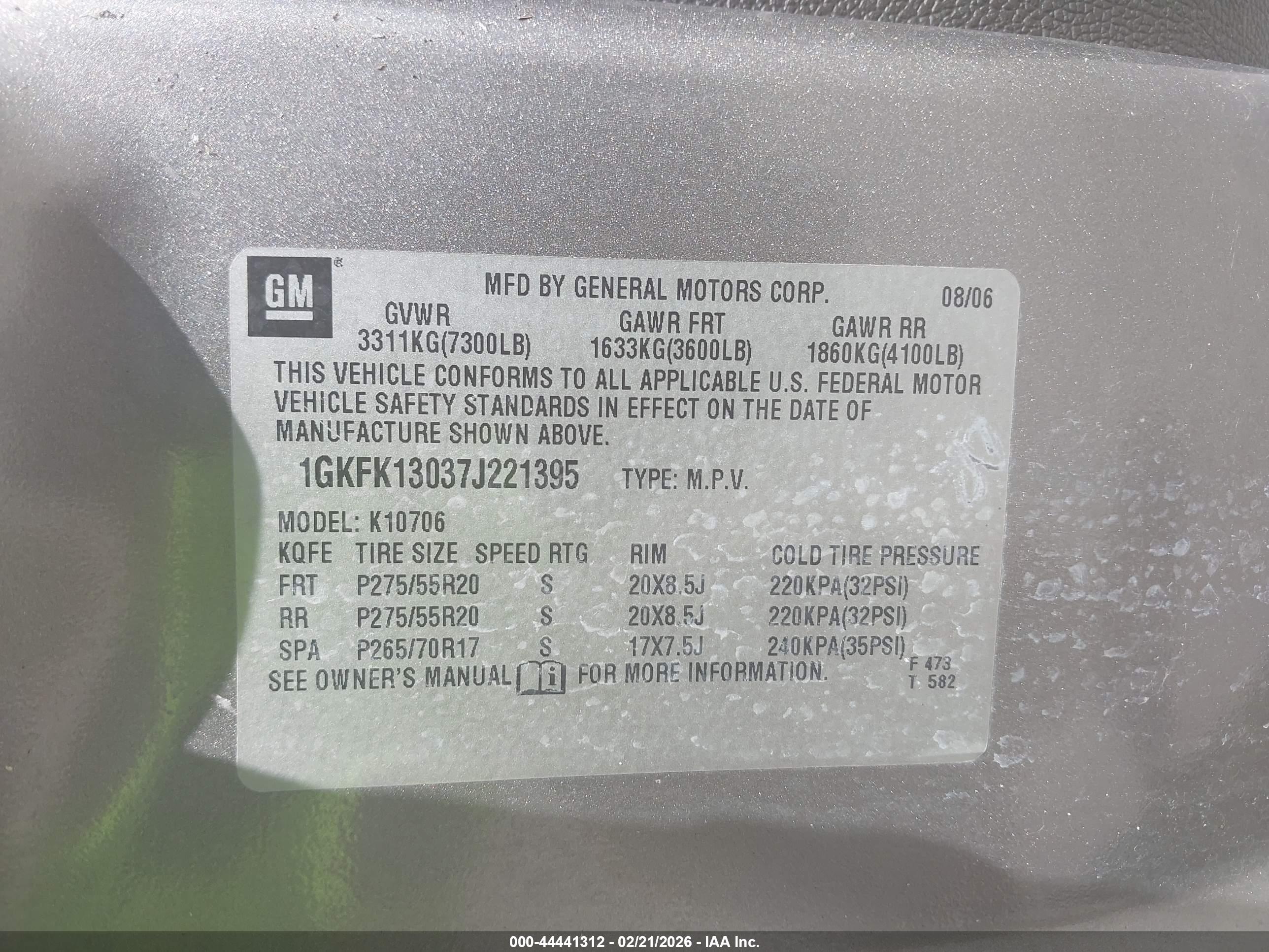 GMC YUKON image 9