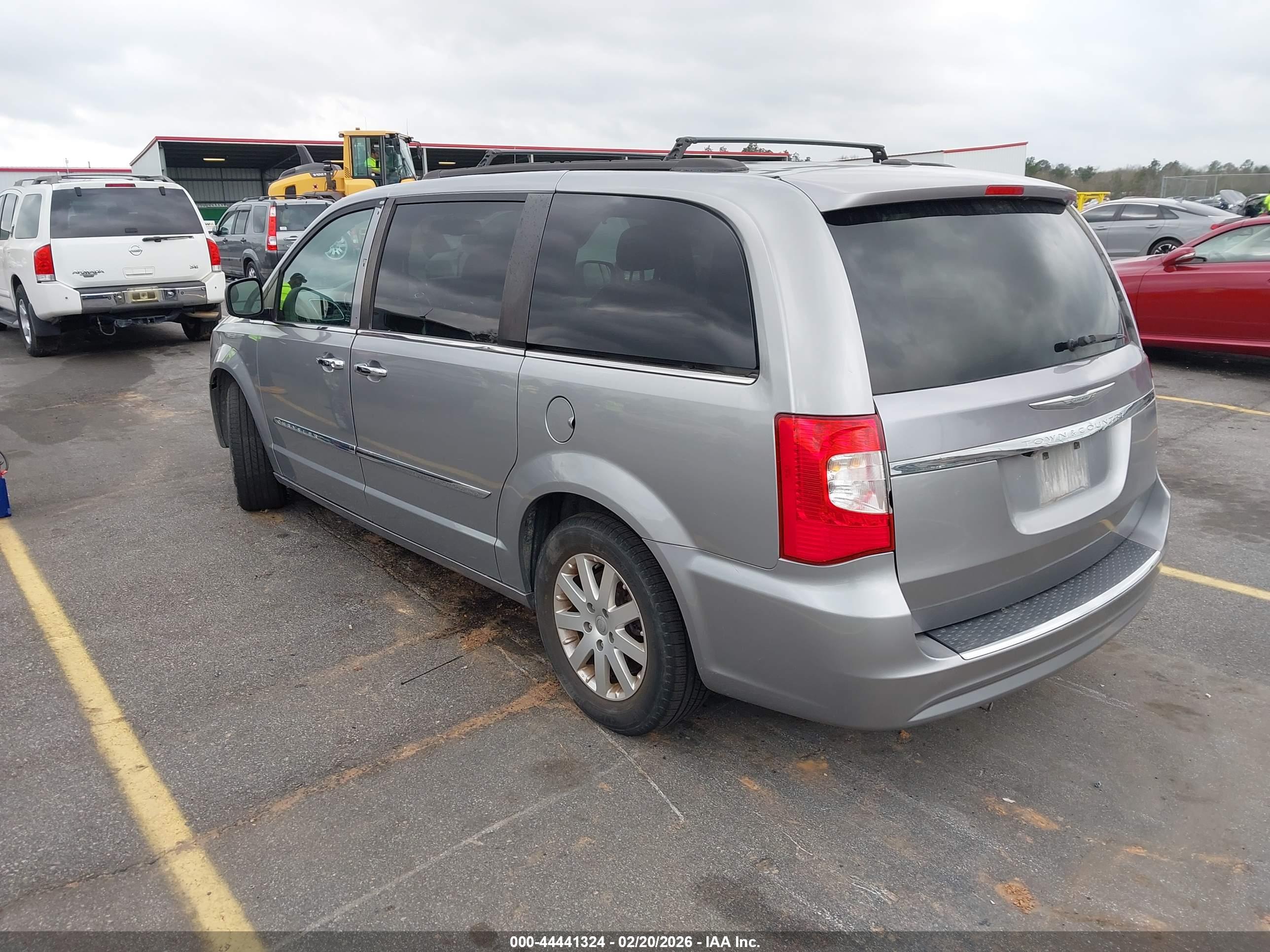CHRYSLER TOWN image 3