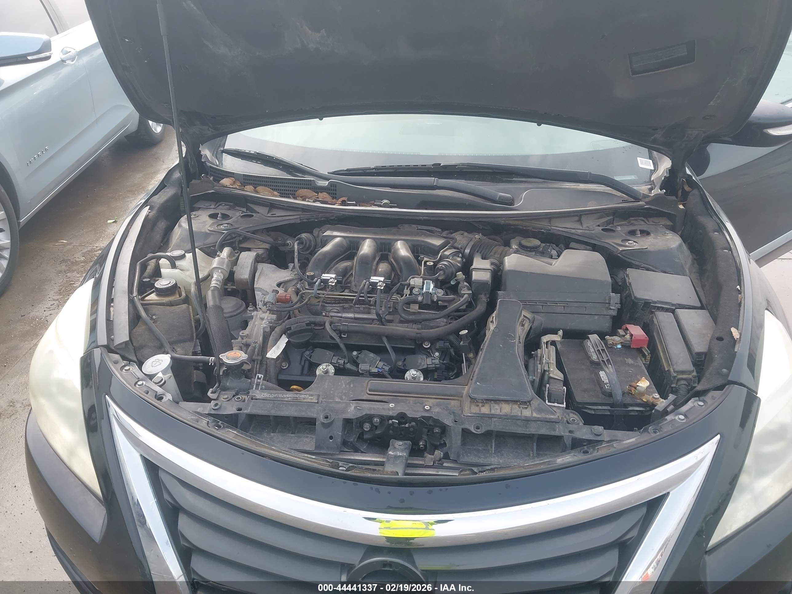 NISSAN ALTIMA image 10