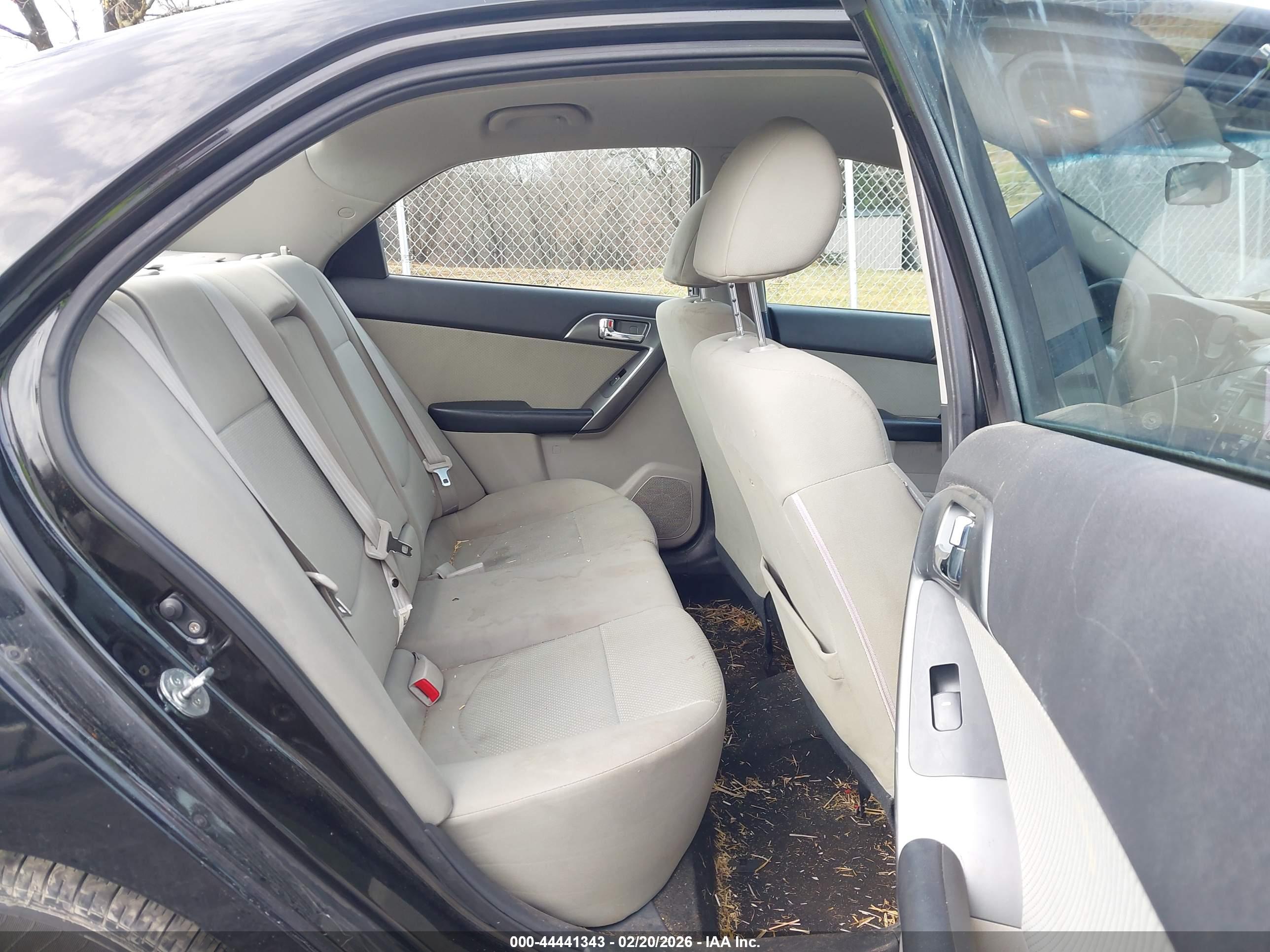 KIA FORTE image 8