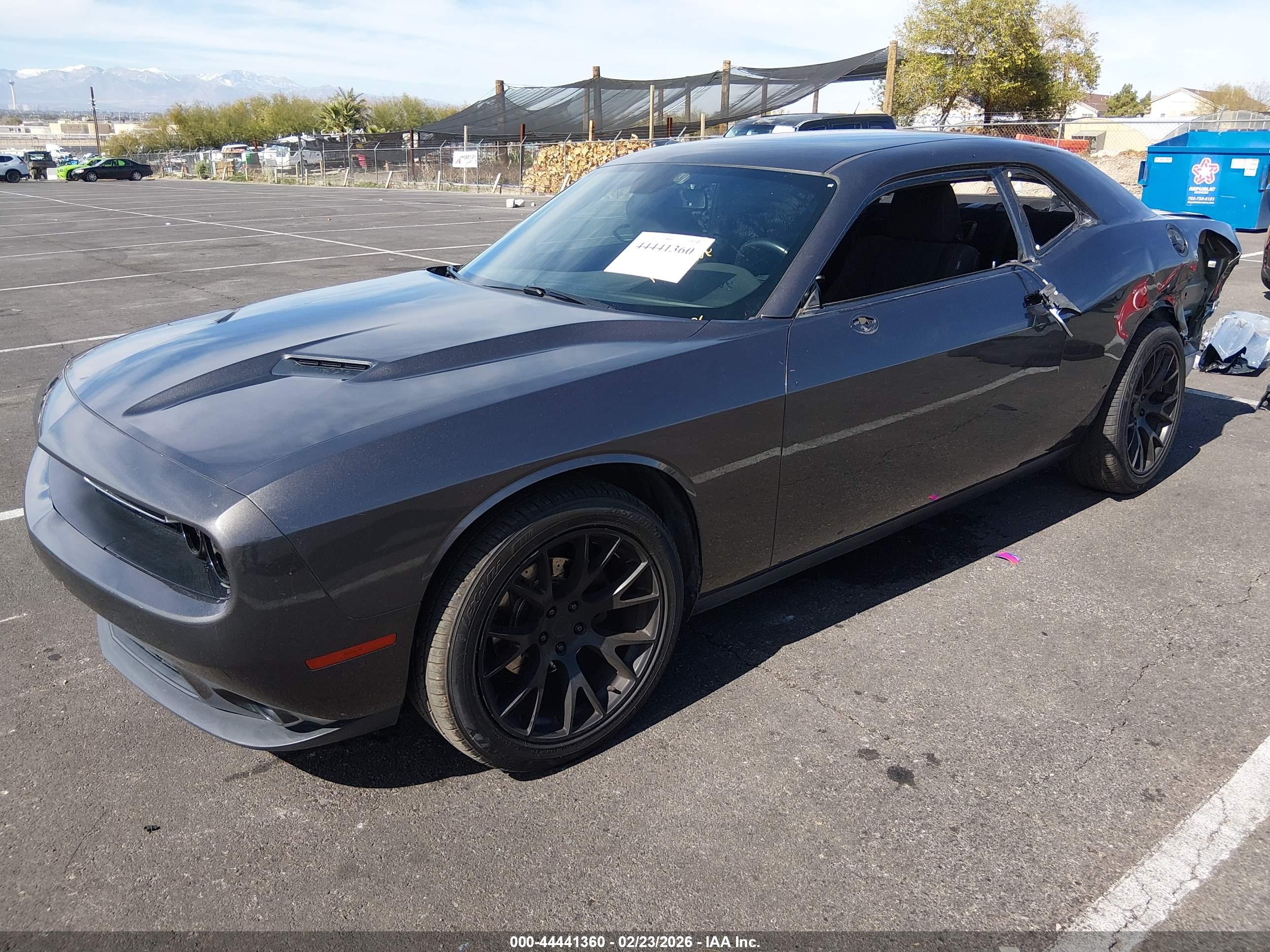 DODGE CHALLENGER image 2