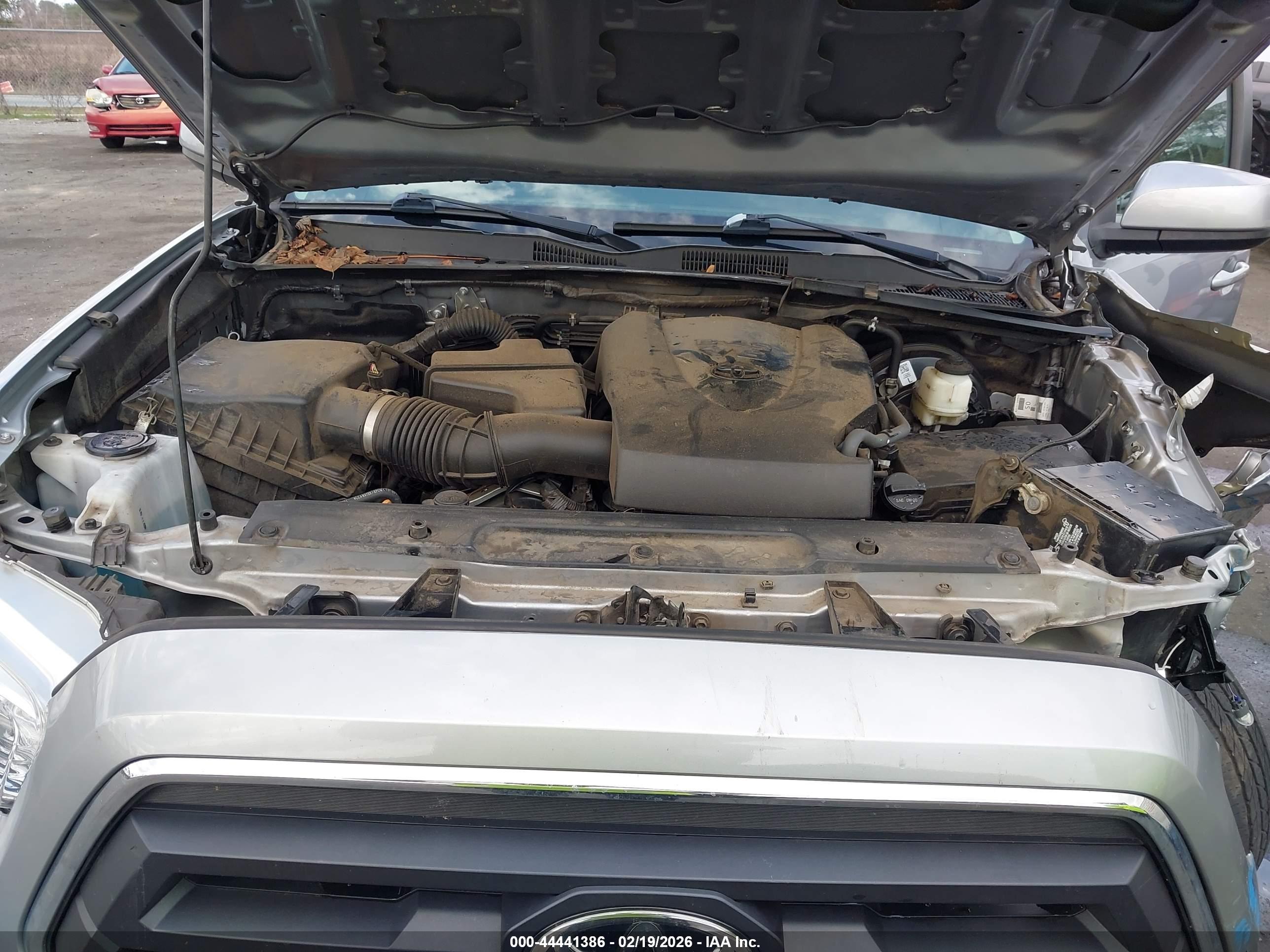 TOYOTA TACOMA image 10