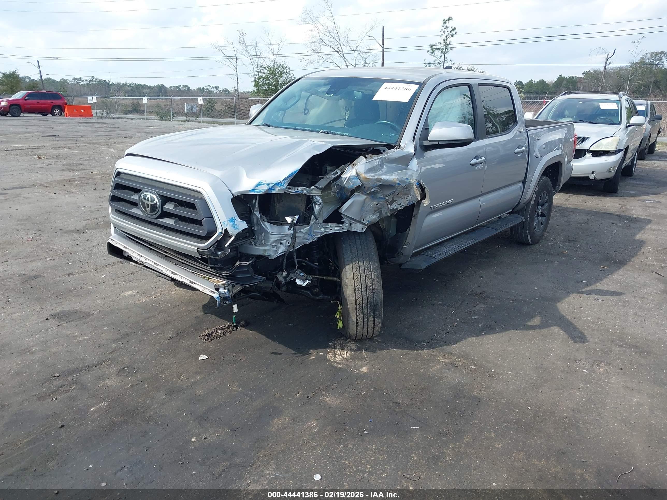 TOYOTA TACOMA image 2