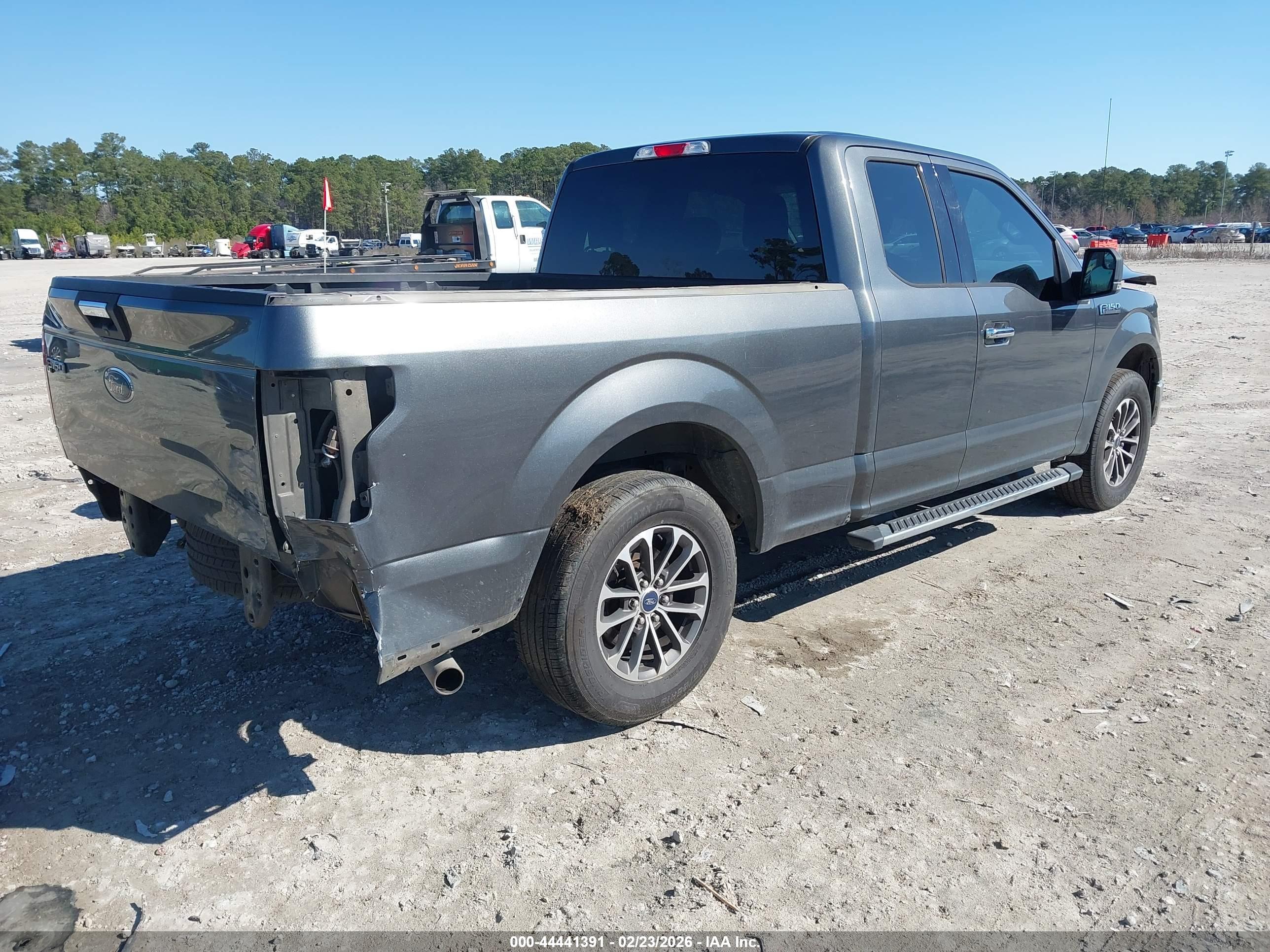 FORD F-150 image 4