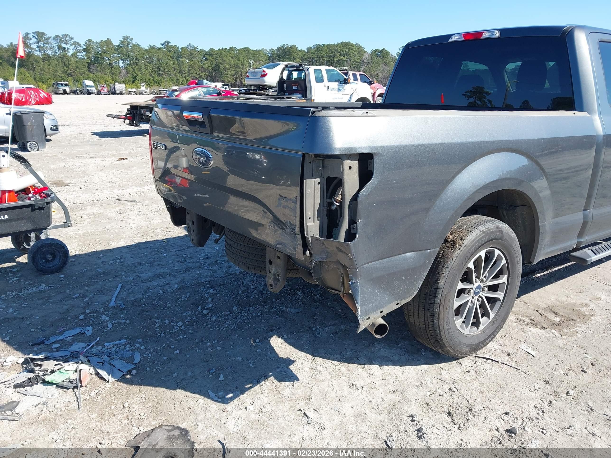 FORD F-150 image 6